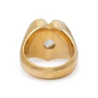 HEART SHAPE DIAMOND AND YELLOW GOLD RING