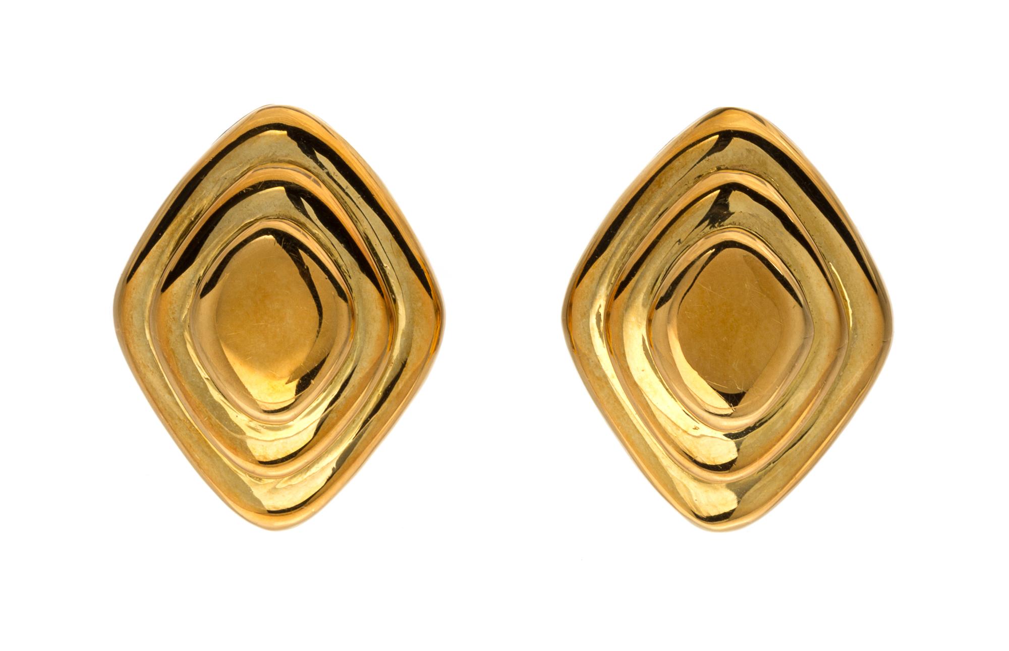 A Pair of 18 Karat Yellow Gold Stepped Earclips, 9.50 dwts.