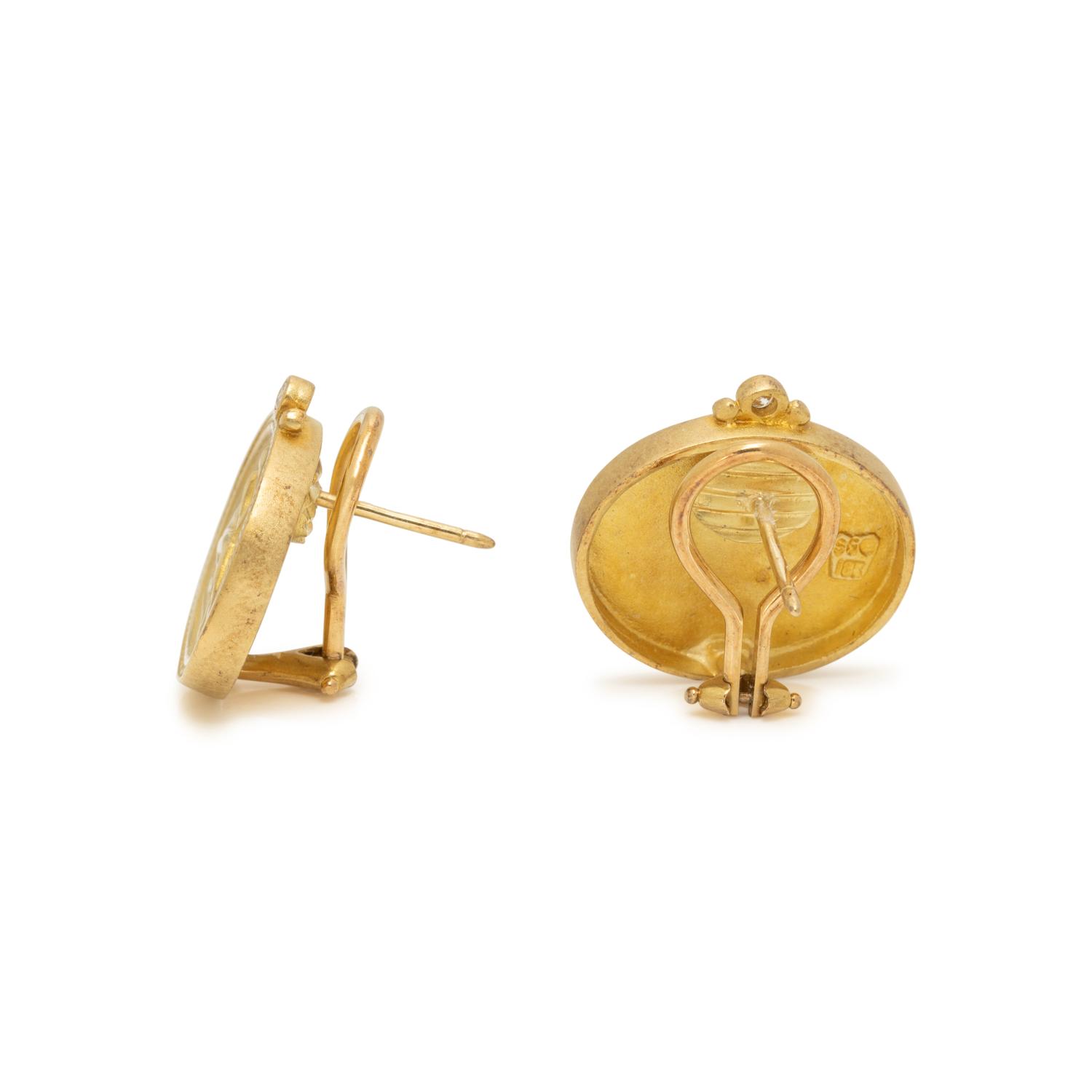 SEIDENGANG, YELLOW GOLD AND DIAMOND CLASSICAL MOTIF EARRINGS