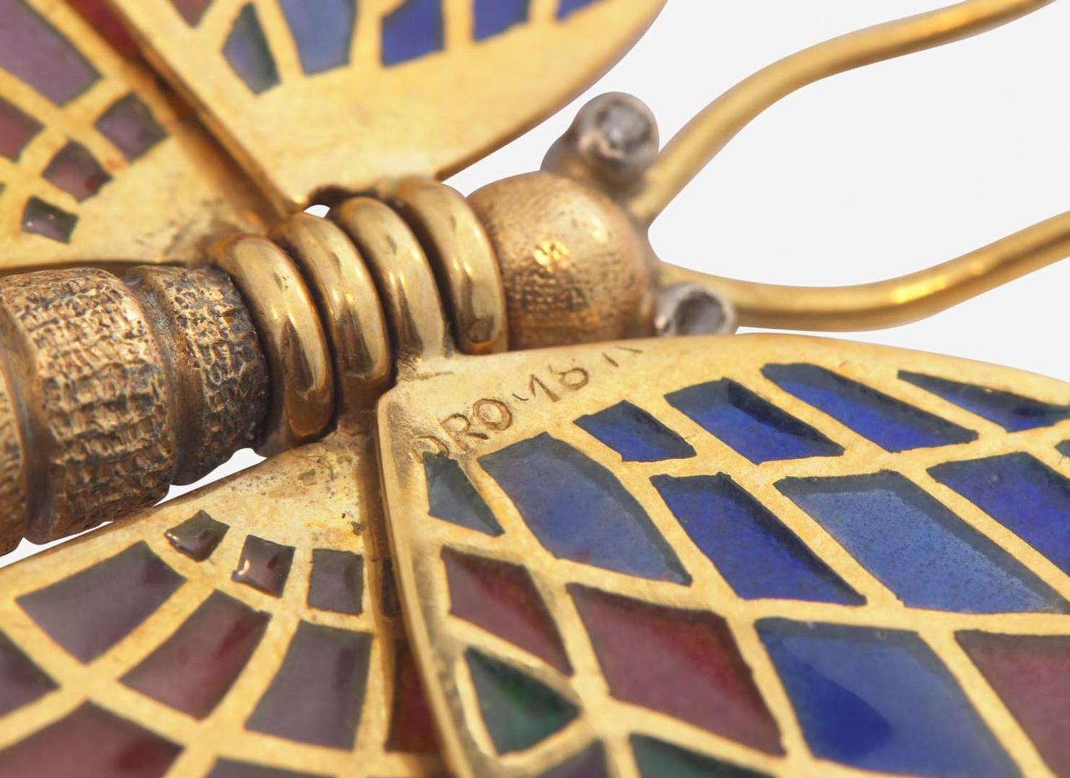 An 18K Yellow Gold and Enamel Articulated Butterfly Brooch