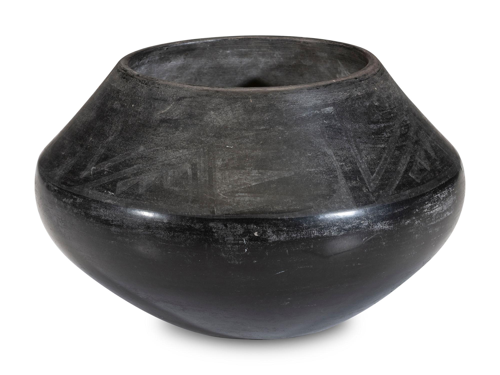 Blackware Pottery Jar, 1923-1925