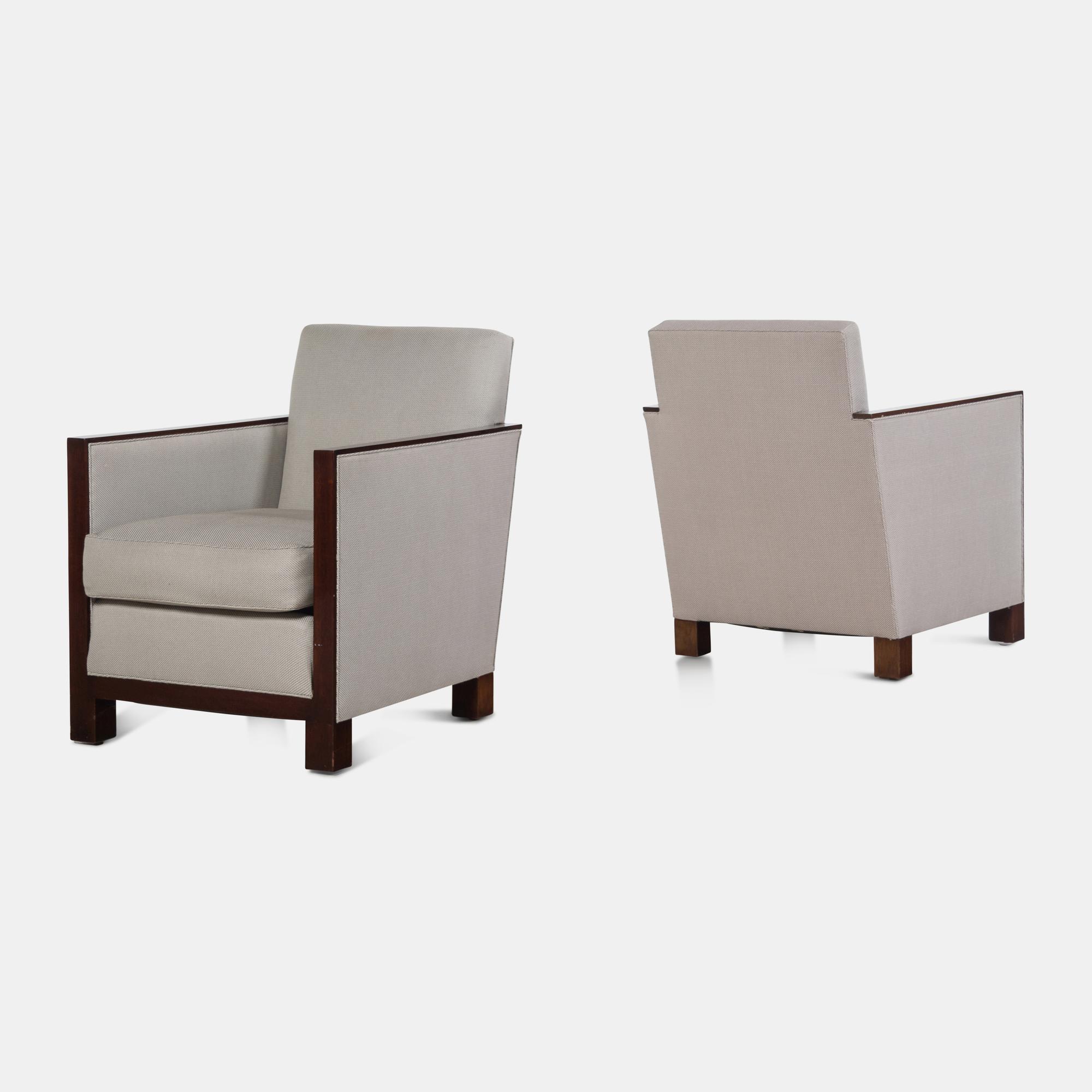 Pair of Atelier Lounge Chairs Jonas New York, USA