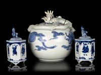 A Japanese Hirado-Style Blue and White Porcelain 'Dragon' Covered Jar and a Pair of Blue and White Porcelain Covered Incense Burners, Koro