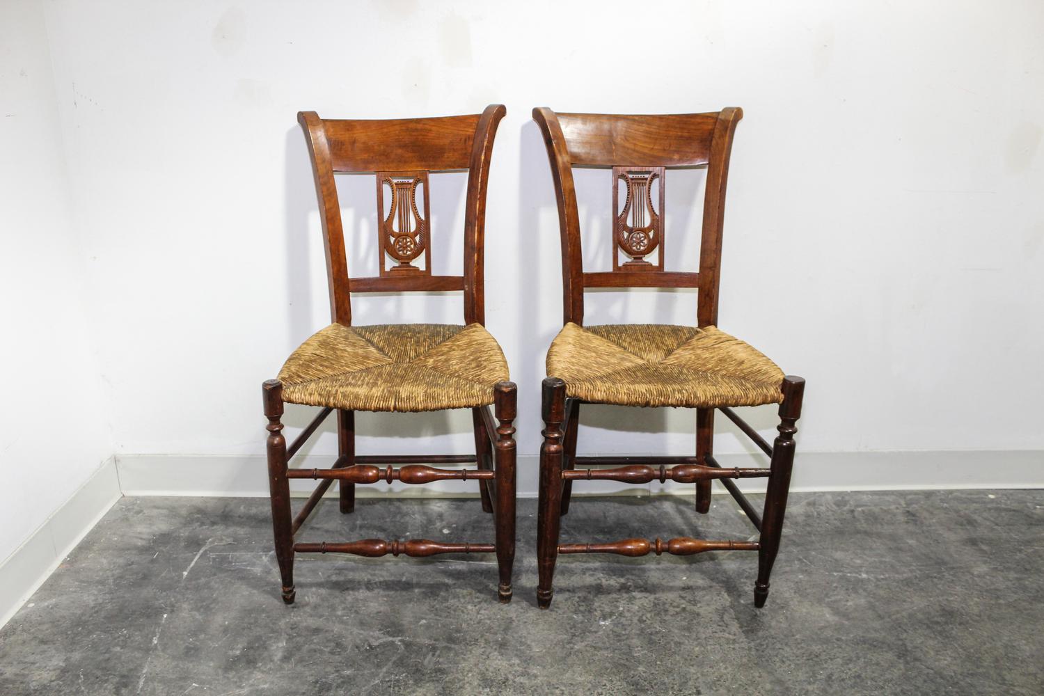 A Pair of American Walnut Side Chairs Height 33 1/2 inches. — 19TH CENTURY