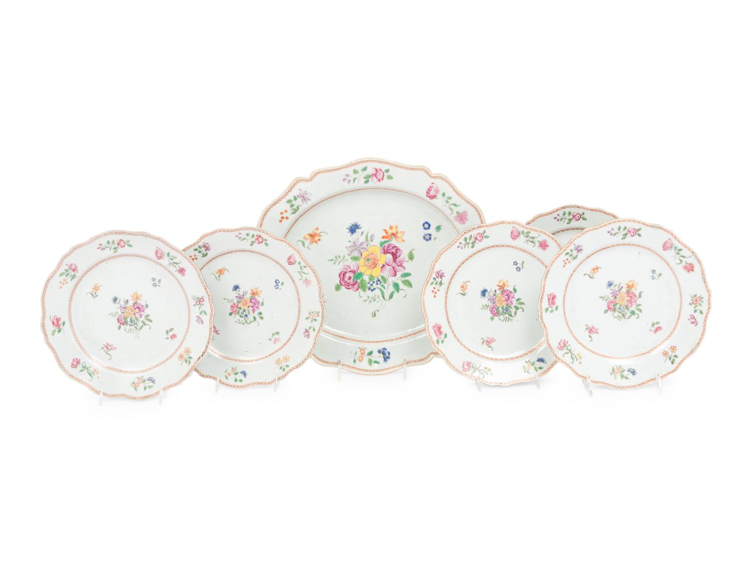 A Chinese Export Porcelain Platter and Five Plates