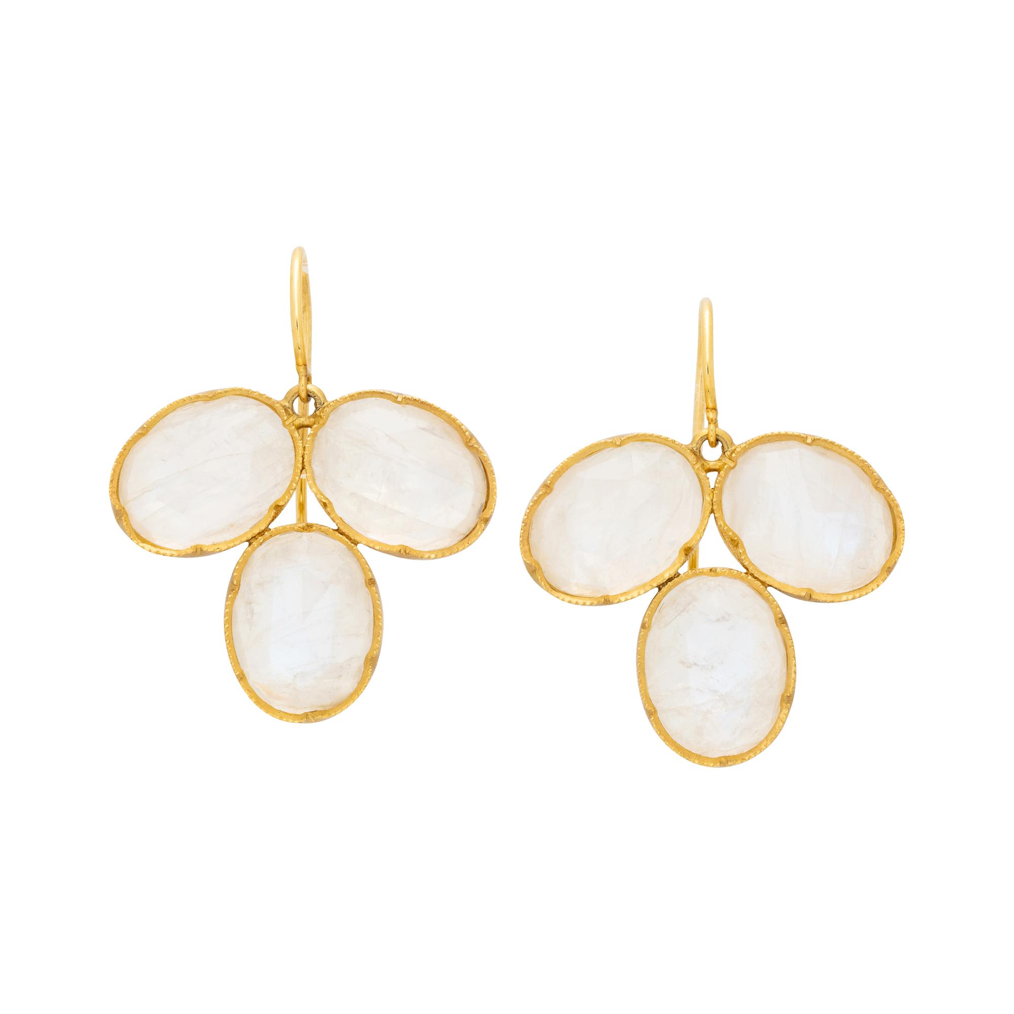IRENE NEUWIRTH, YELLOW GOLD AND MOONSTONE EARRINGS