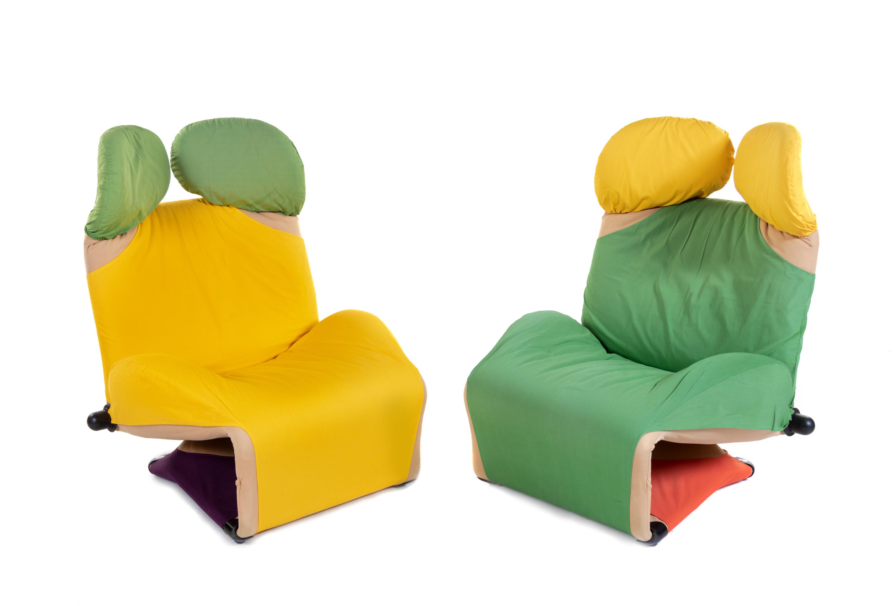 Wink Chairs, Pair Cassina, Italy