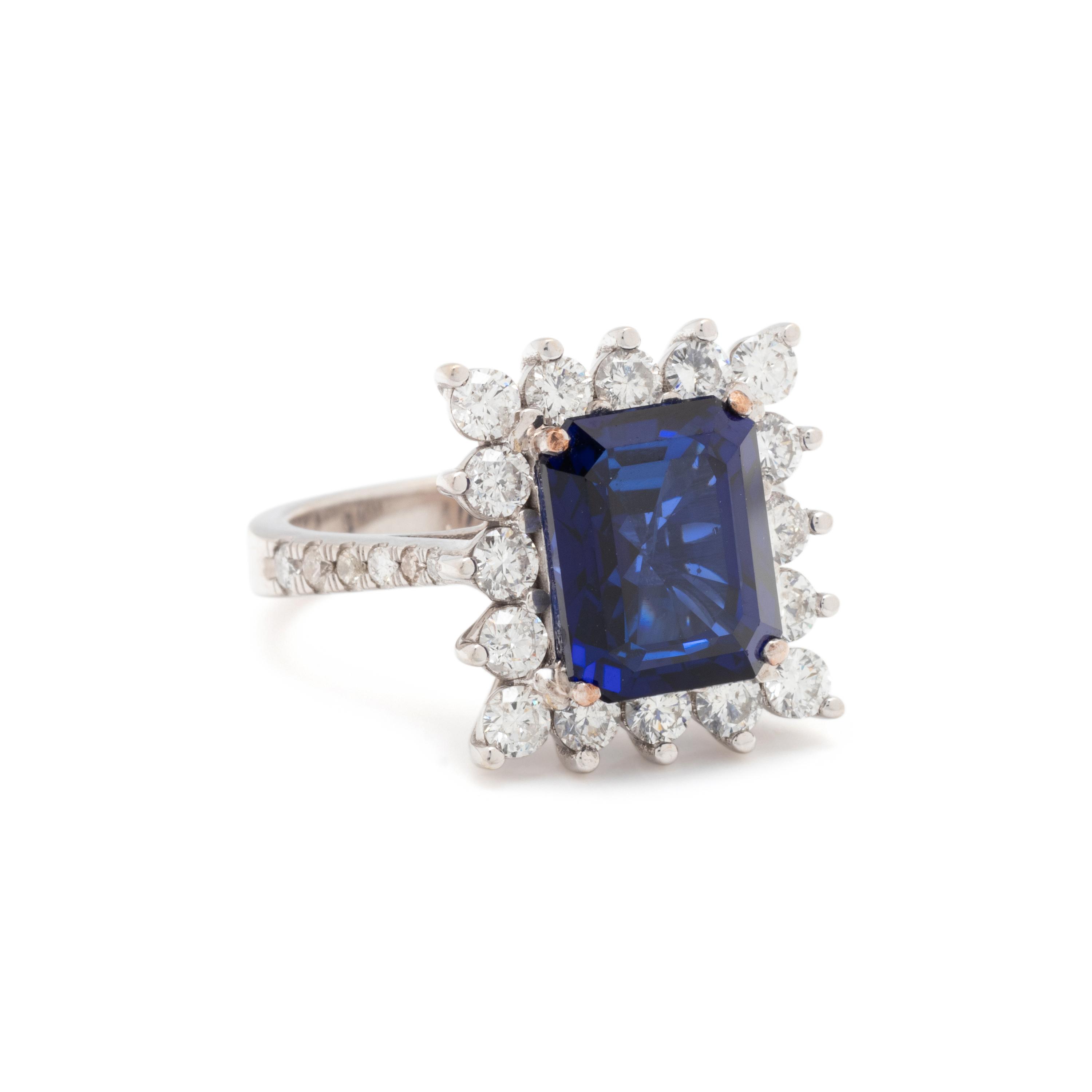 SAPPHIRE AND DIAMOND RING