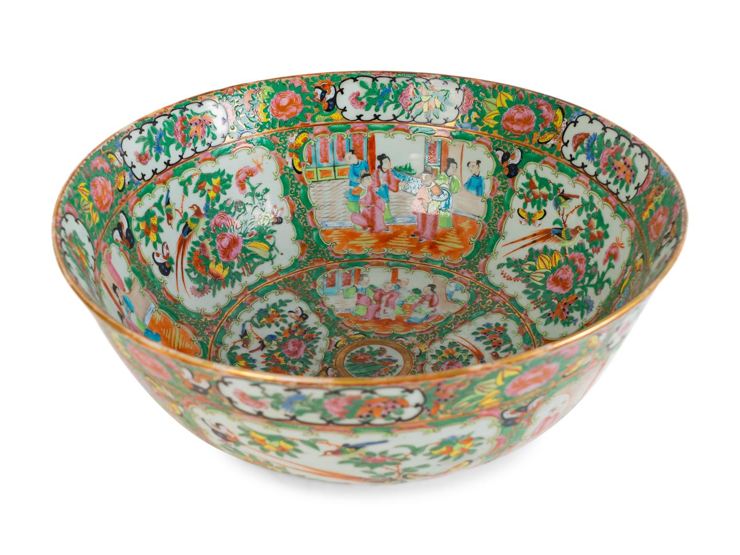 A Large Chinese Export Gold Medallion Porcelain Punch Bowl — 19TH CENTURY