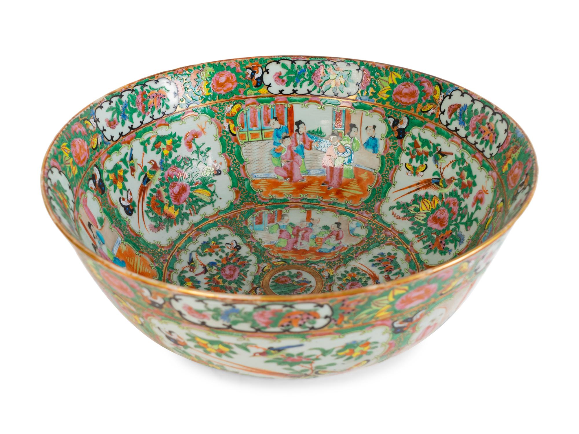 A Large Chinese Export Gold Medallion Porcelain Punch Bowl — 19TH CENTURY