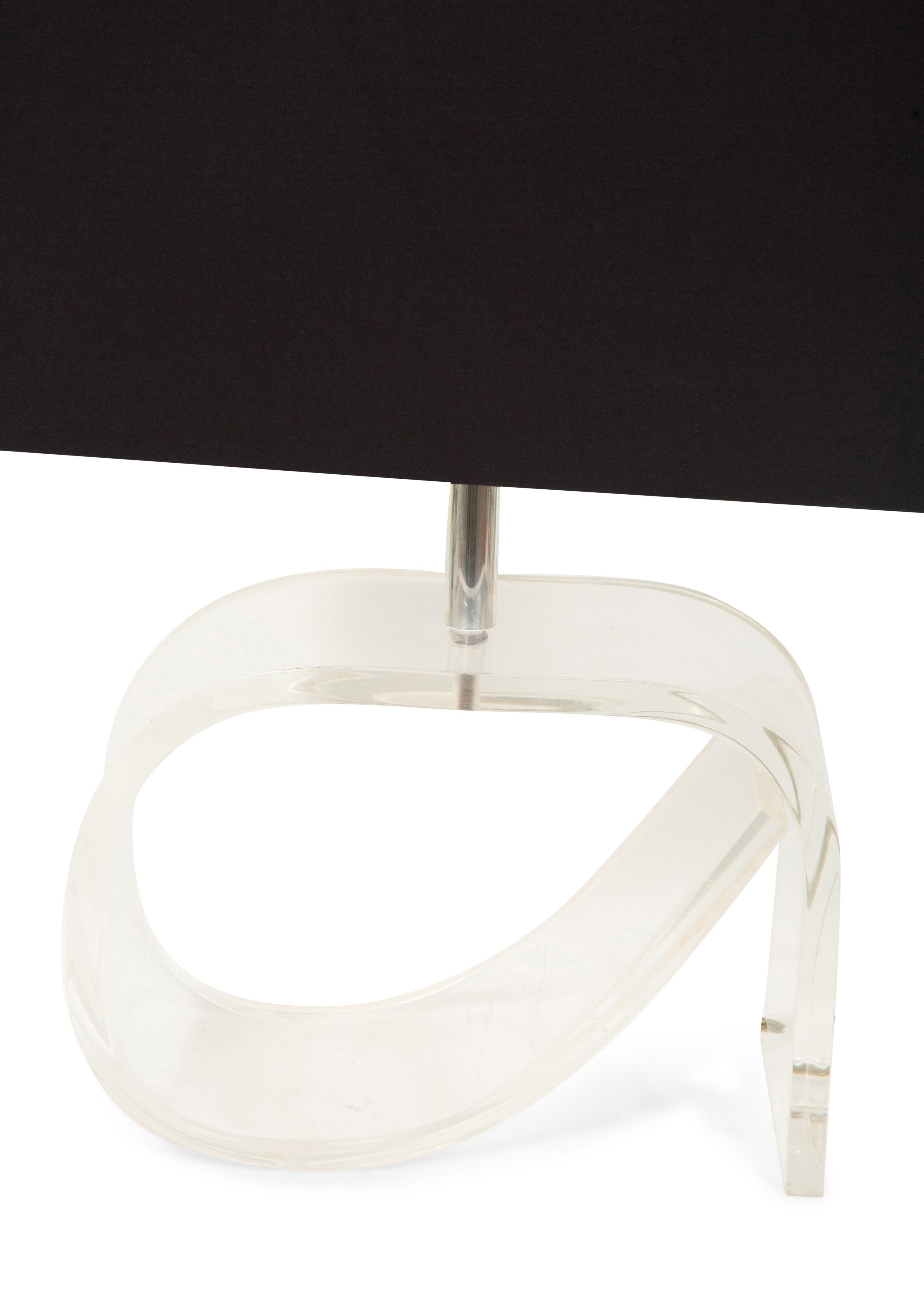 A Lucite Table Lamp in the Manner of Dorothy Draper