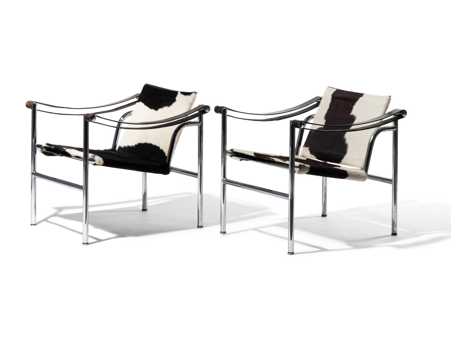 Pair of Ponyskin LC1 Basculant Chairs Cassina, Italy
