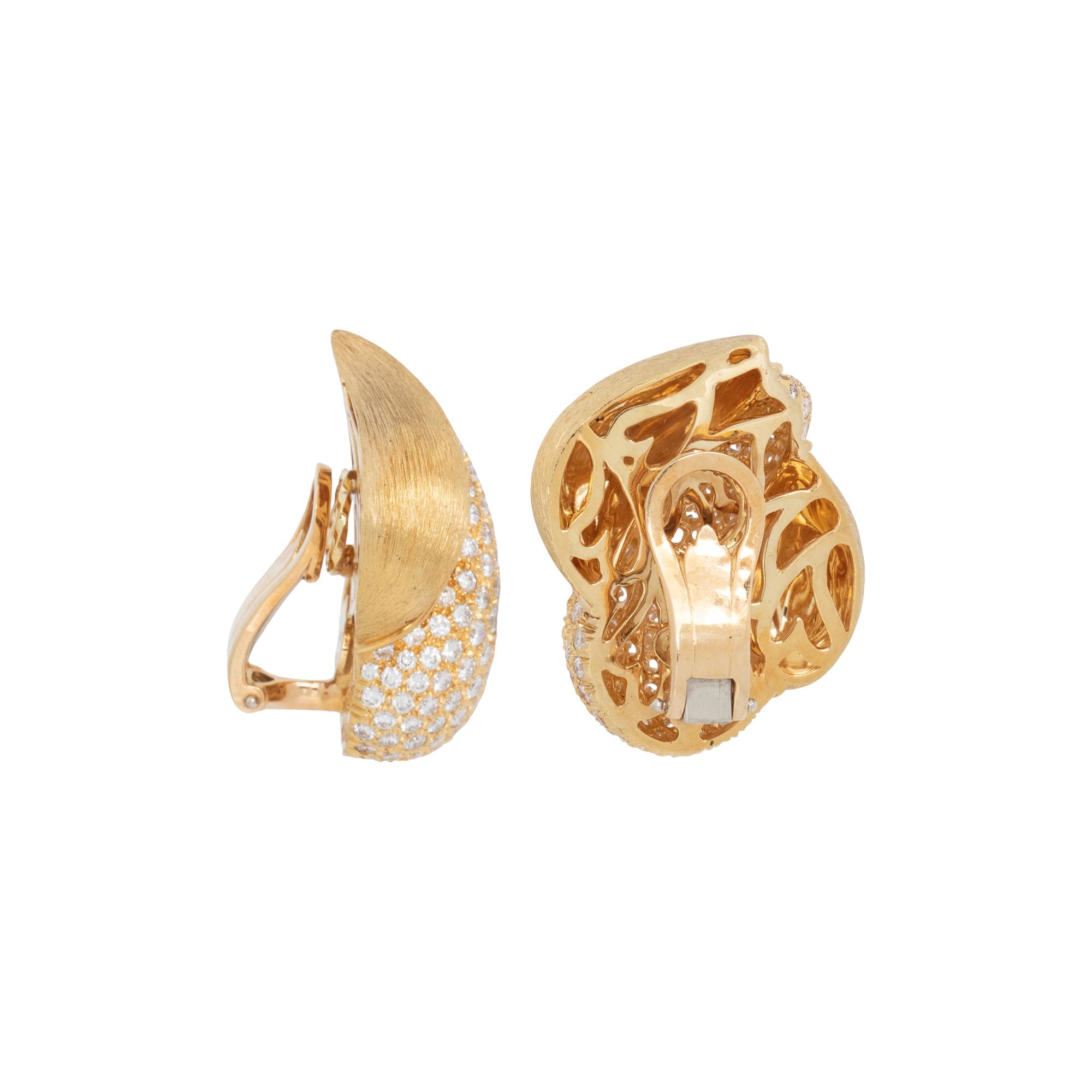 HENRY DUNAY, YELLOW GOLD AND DIAMOND EARRINGS