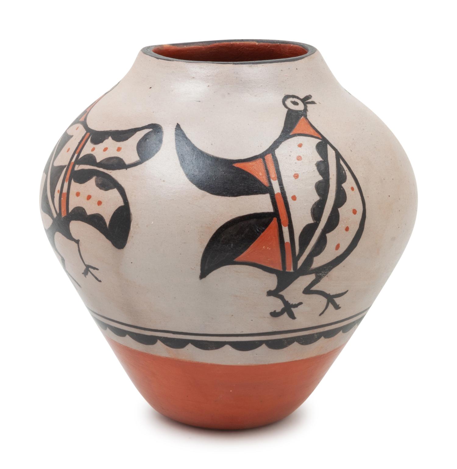 Santo Domingo Vessel with Birds
