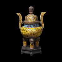A Chinese Cloisonne Enamel Tripod Censer, 20th Century 近代 掐絲琺琅三足爐