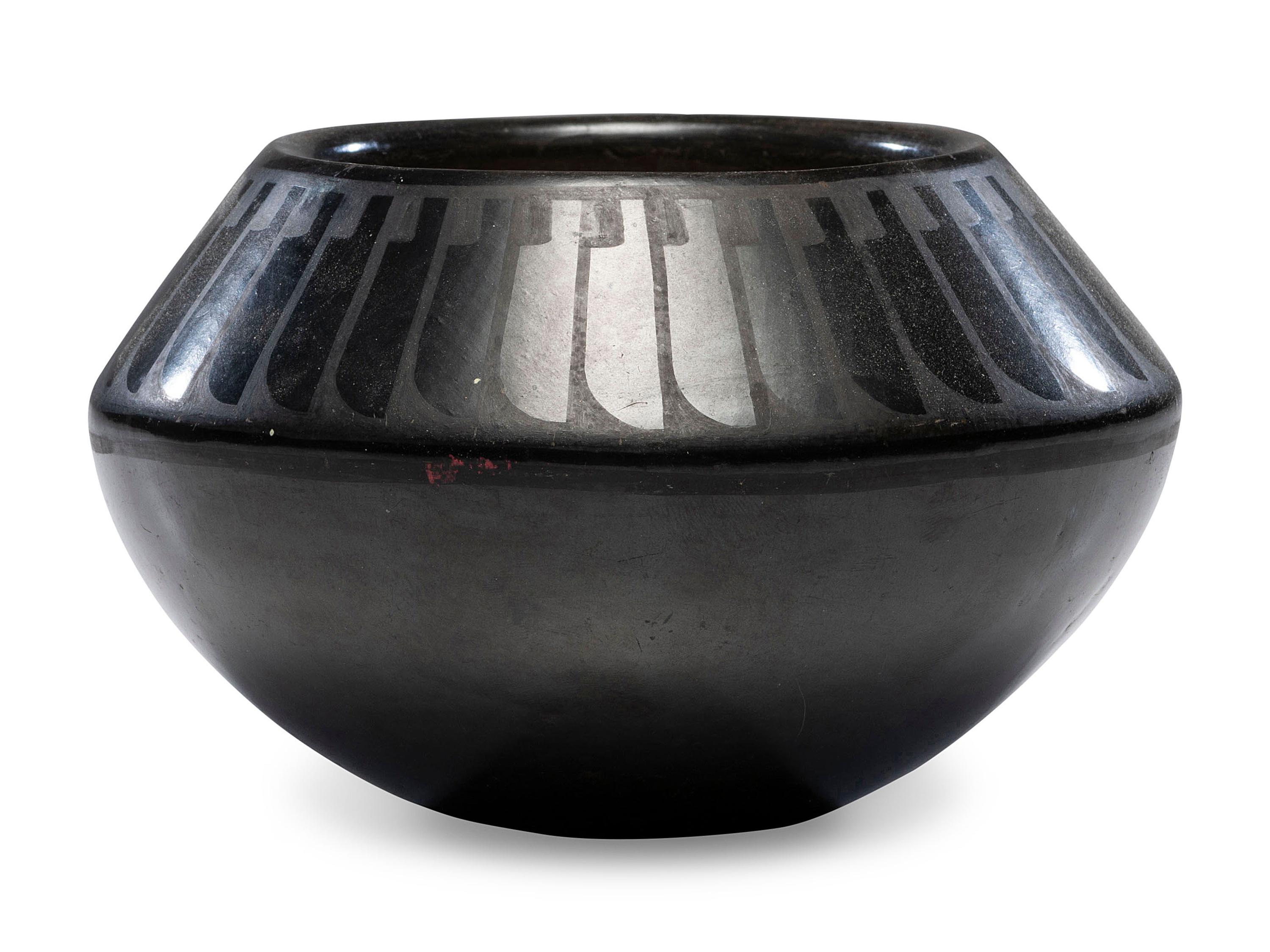 Blackware Jar, with Repeating Feathers