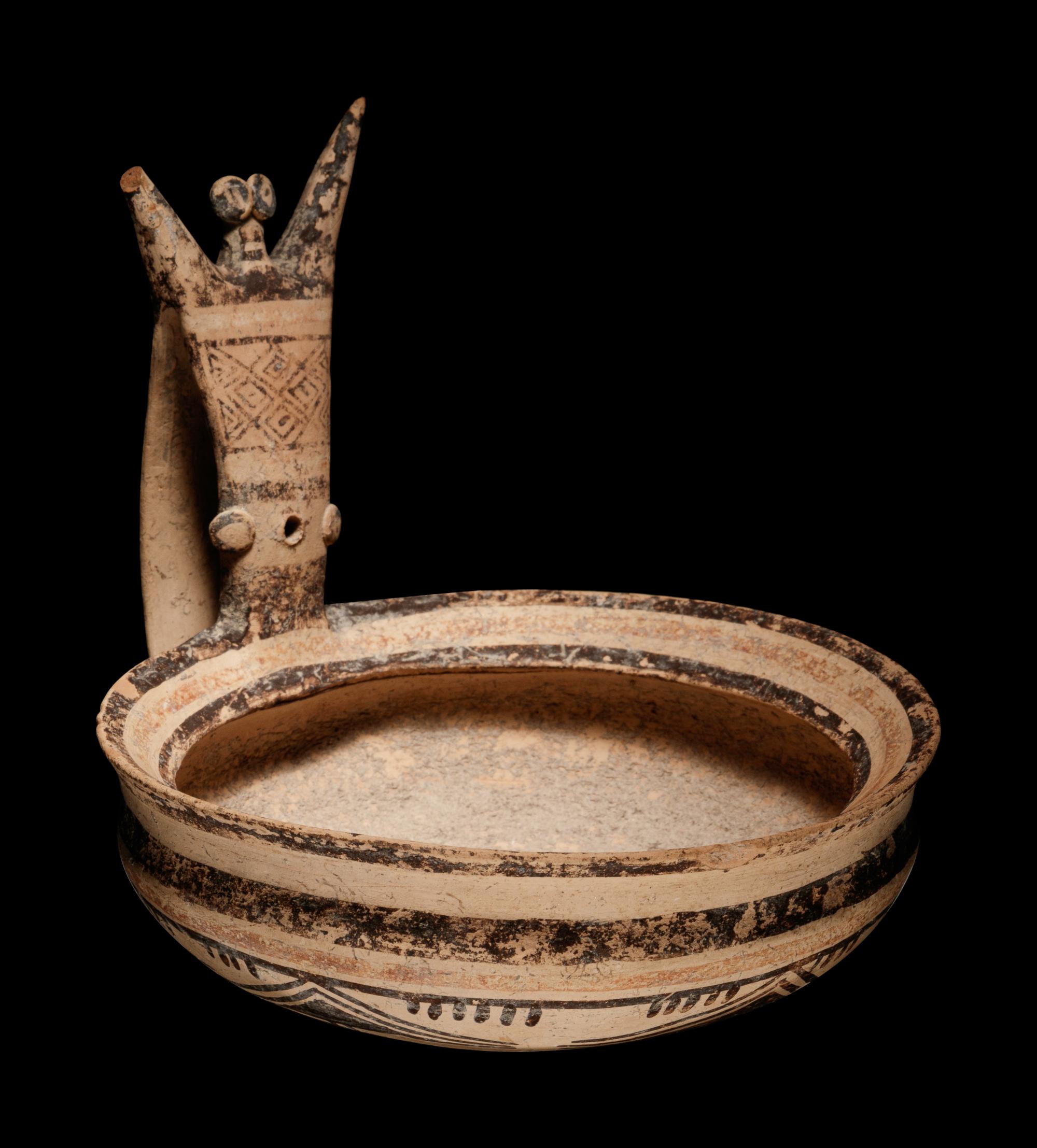 A Daunian Clay Kyathos