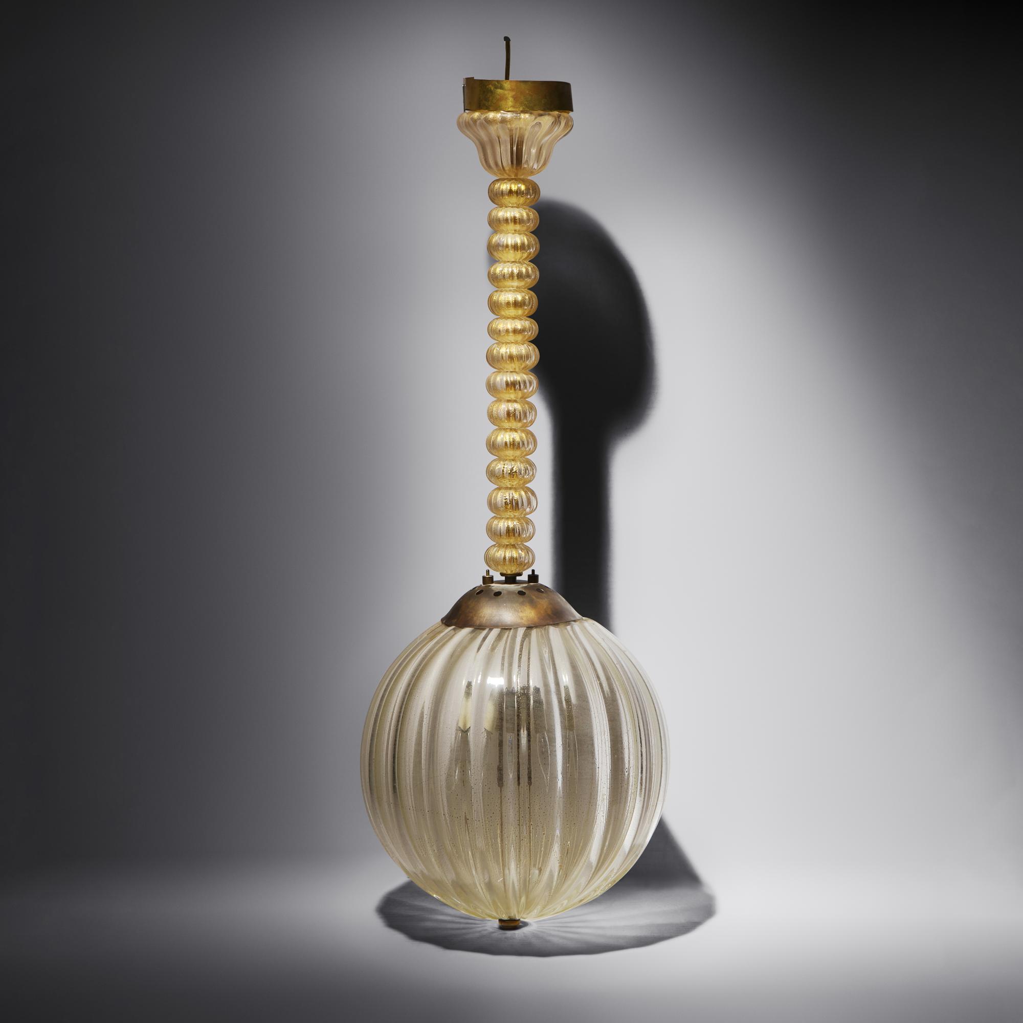 Round lantern