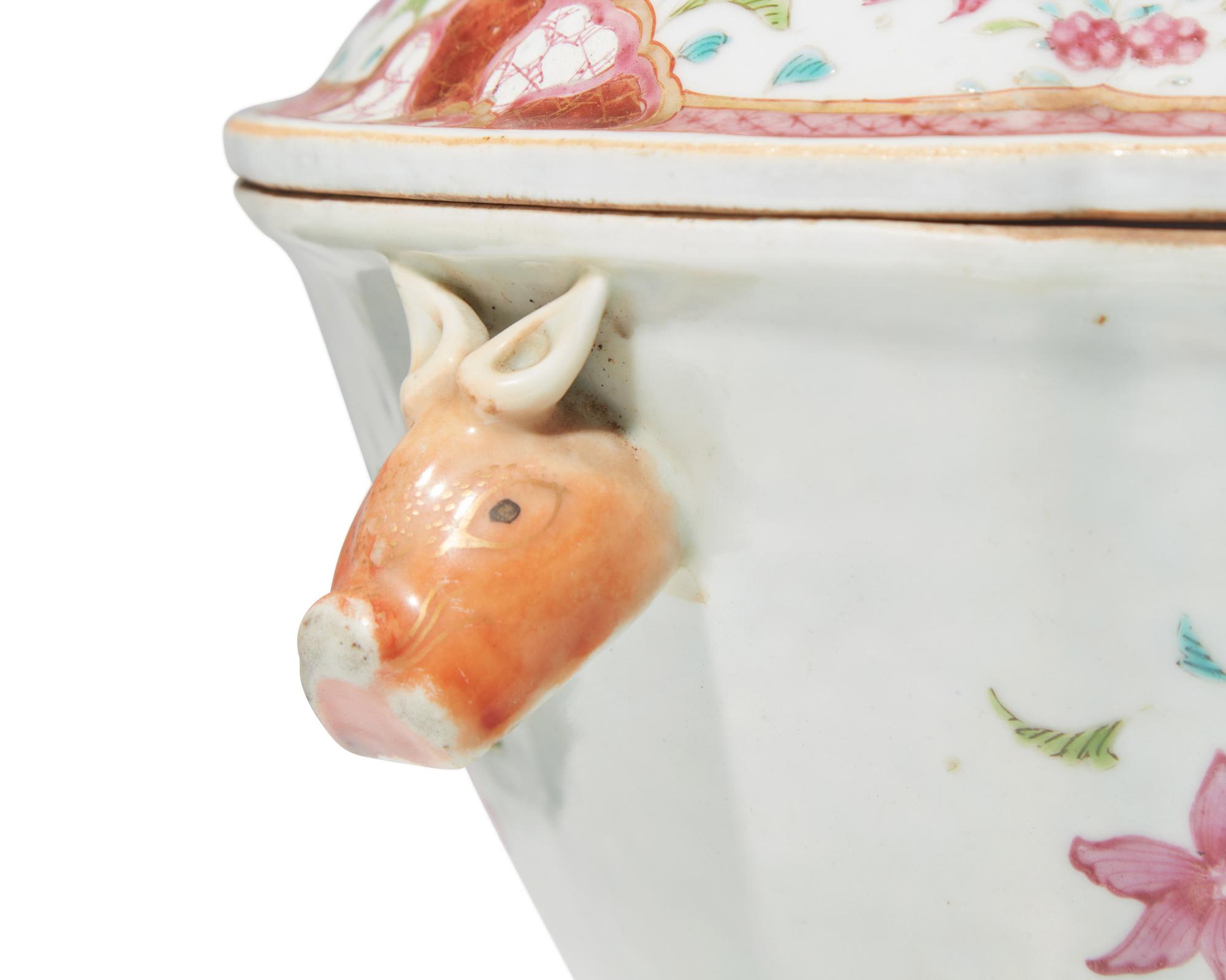 A Chinese Export Famille Rose Porcelain Covered Tureen and Platter