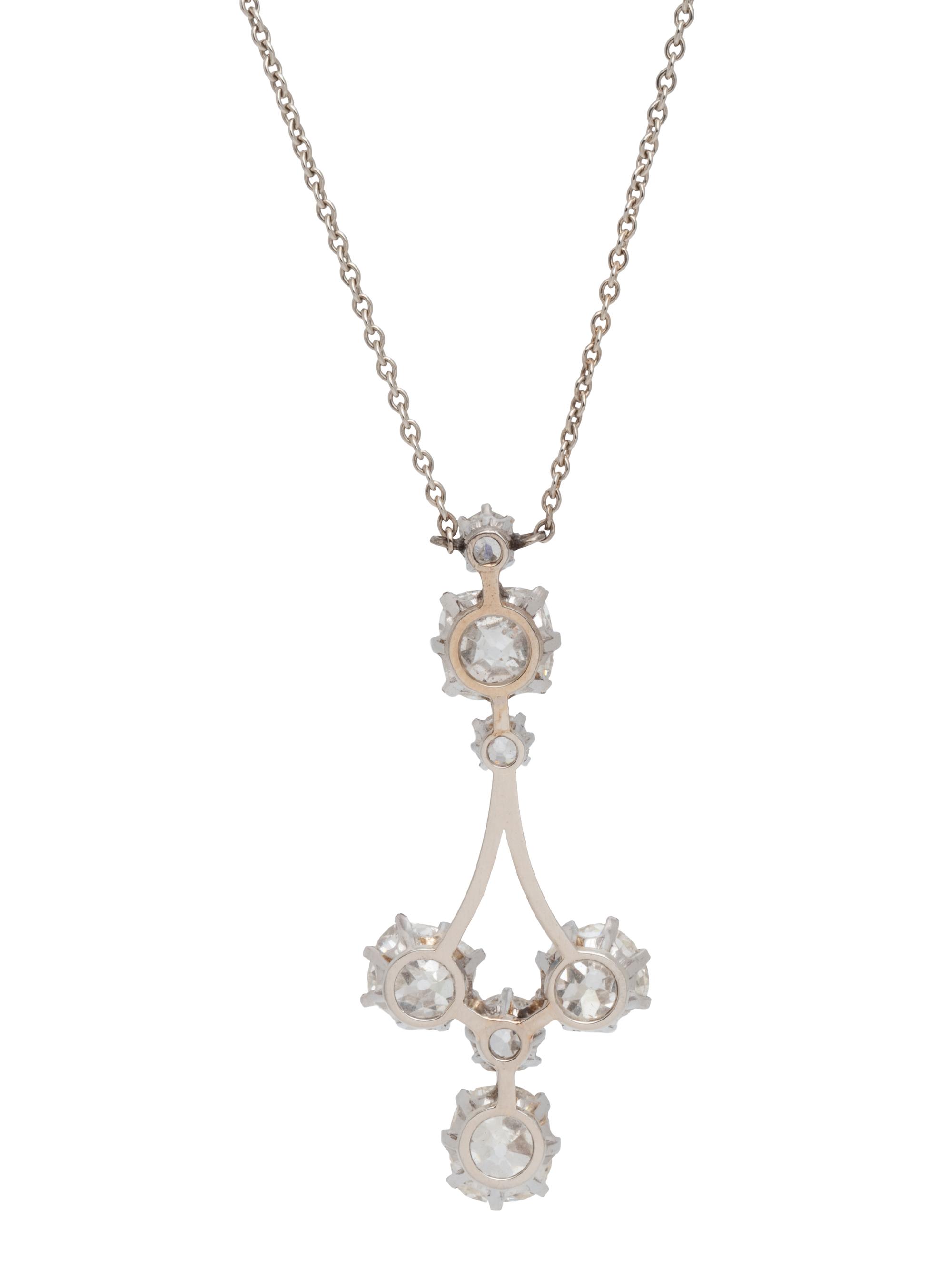 DIAMOND NECKLACE