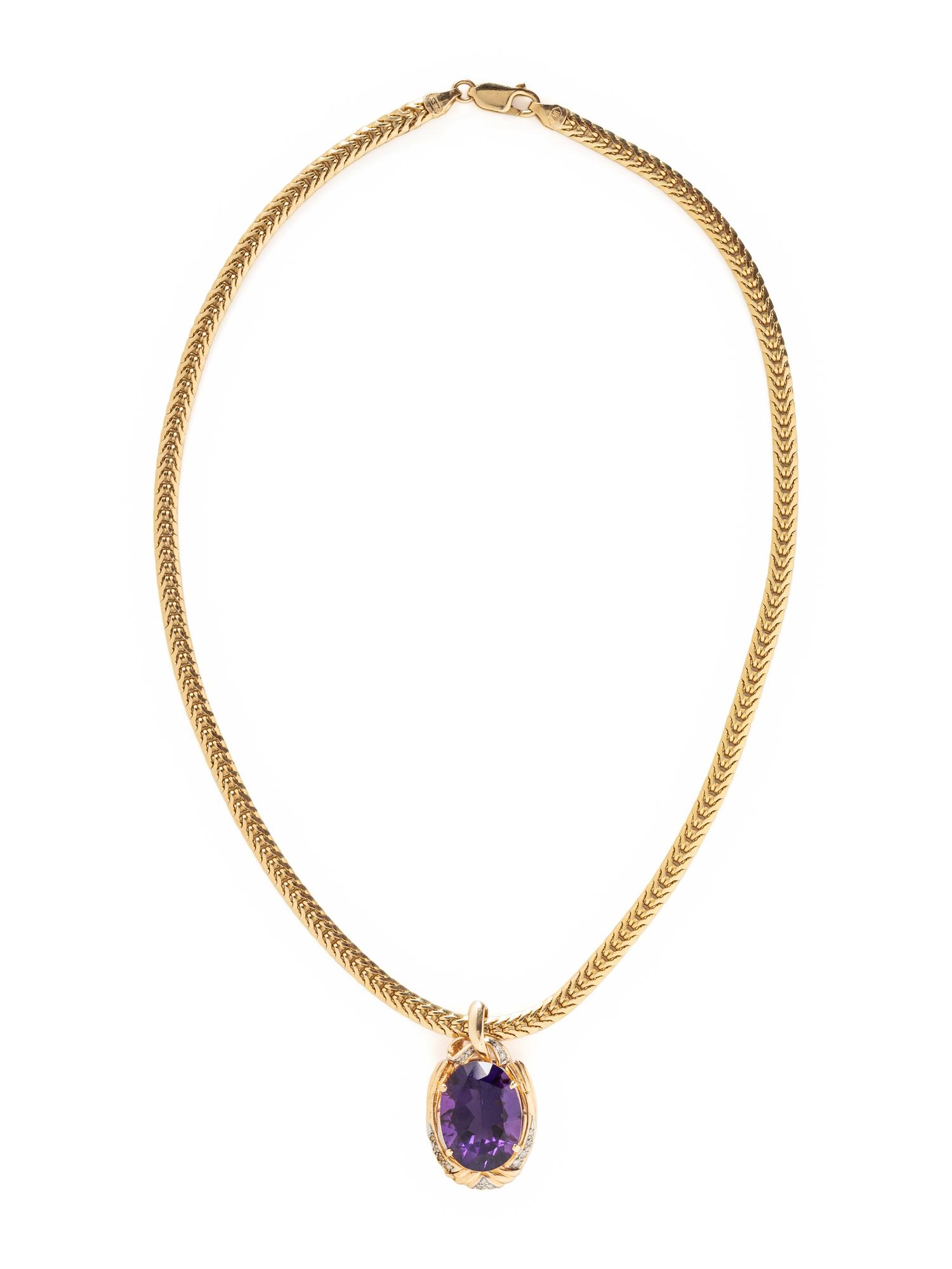 YELLOW GOLD, AMETHYST AND DIAMOND PENDANT/NECKLACE