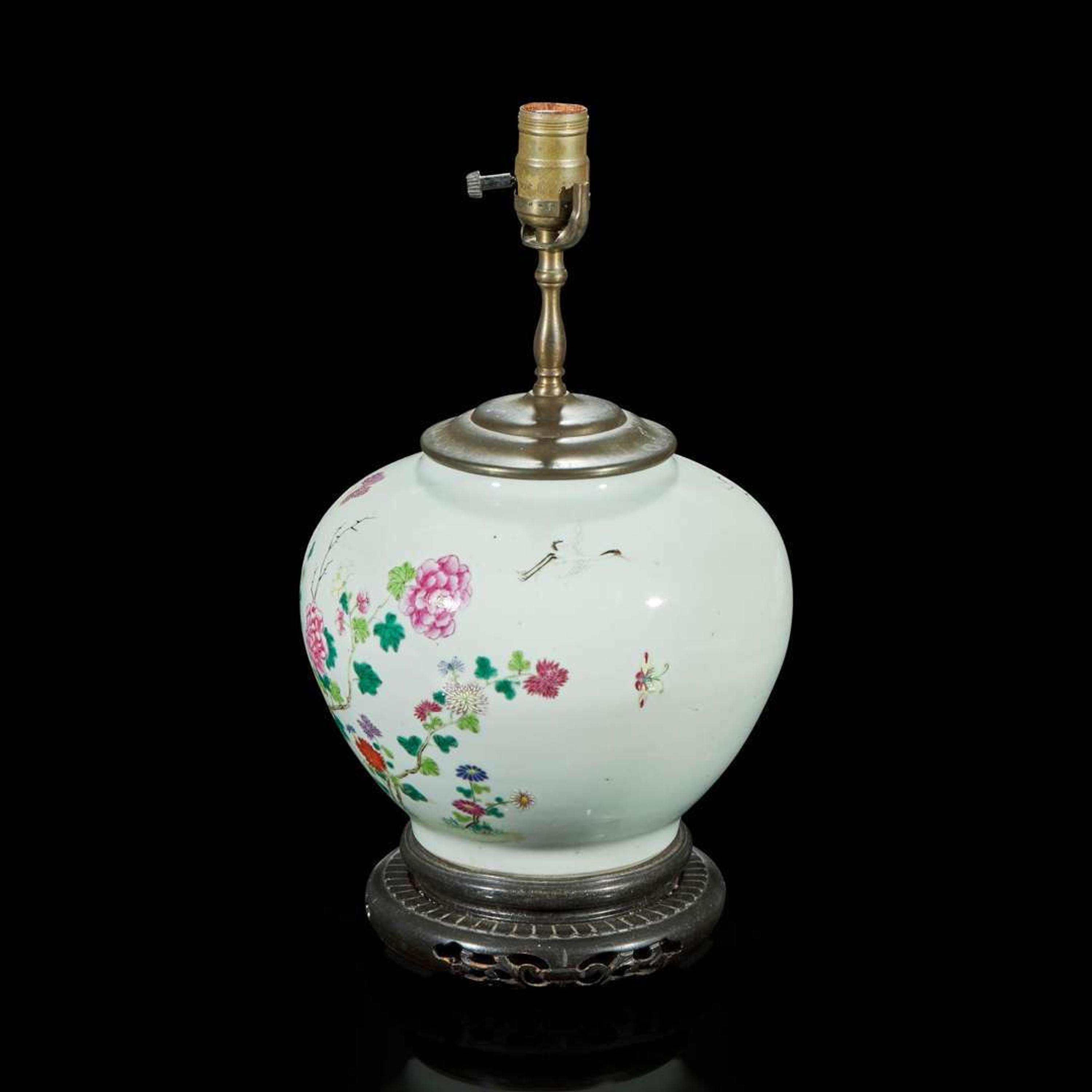 Three Chinese porcelain vases mounted as lamps 瓷瓶嵌台灯三件