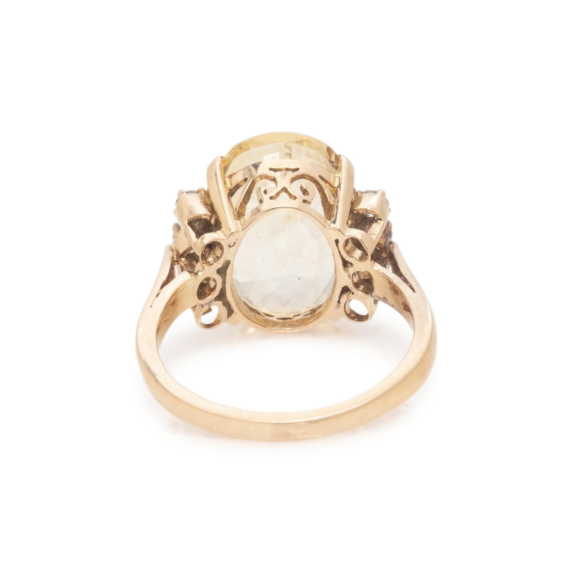 YELLOW SAPPHIRE AND DIAMOND RING