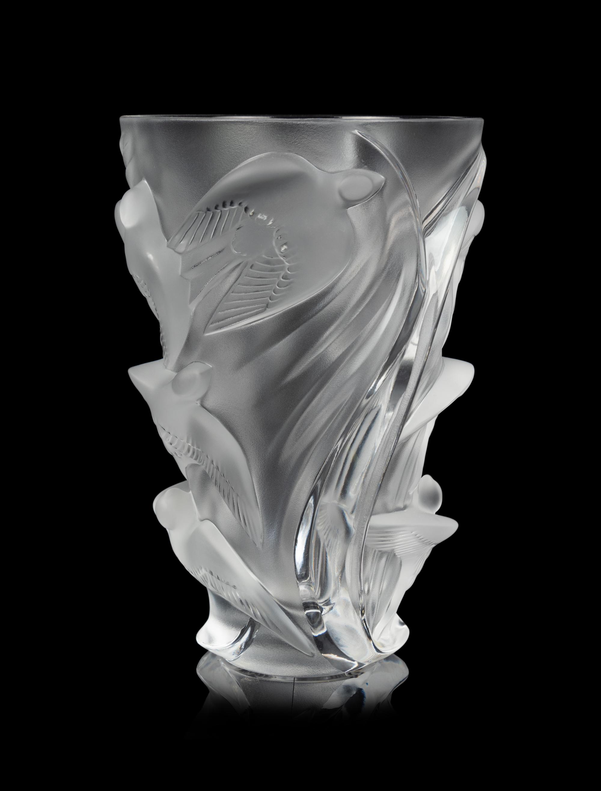 A Lalique Martinets Vase