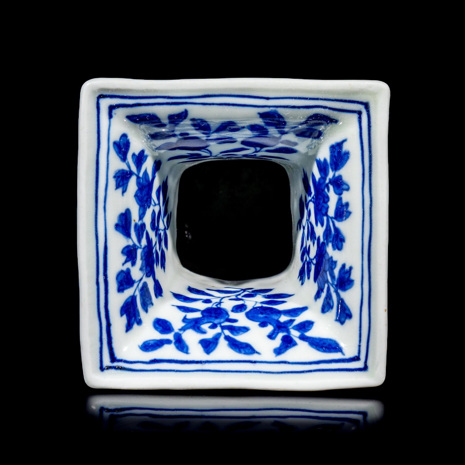 A Chinese Blue and White 'Dragon, Phoenix, and Figures' Porcelain Zun Vase