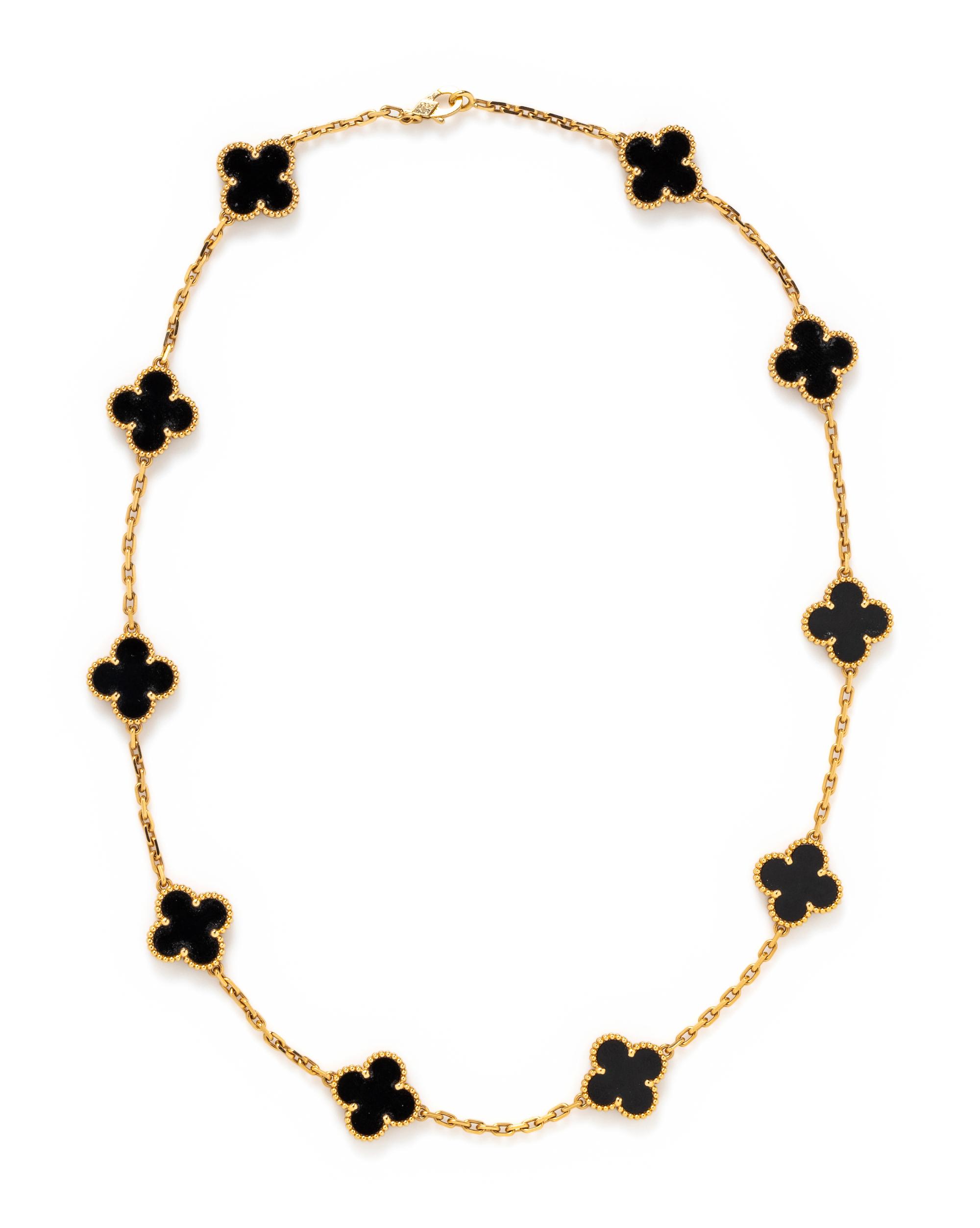 VAN CLEEF & ARPELS, YELLOW GOLD AND ONYX 'VINTAGE ALHAMBRA' NECKLACE