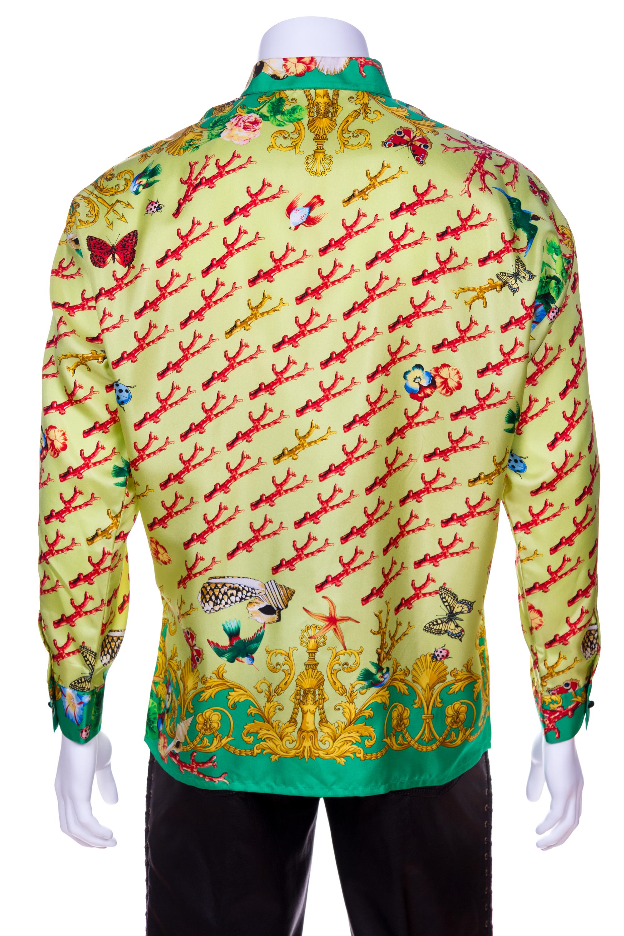 A Gianni Versace Silk Print Shirt, Size 48.