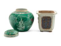 A Large Chinese Export Famille Verte Porcelain Covered Jar and A Chinese Painted Stoneware Cachepot