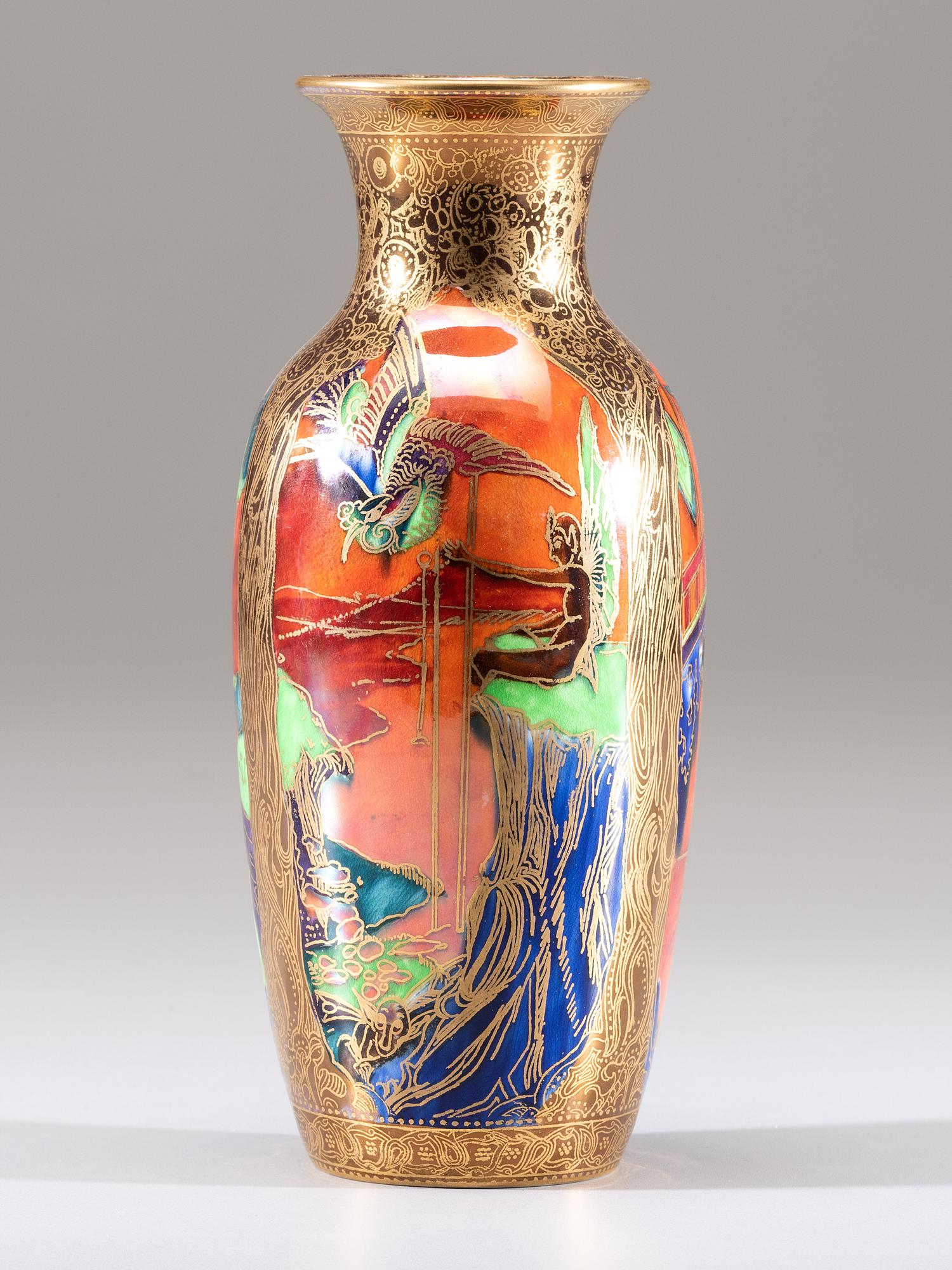 Fairyland Lustre Vase, model Z5360