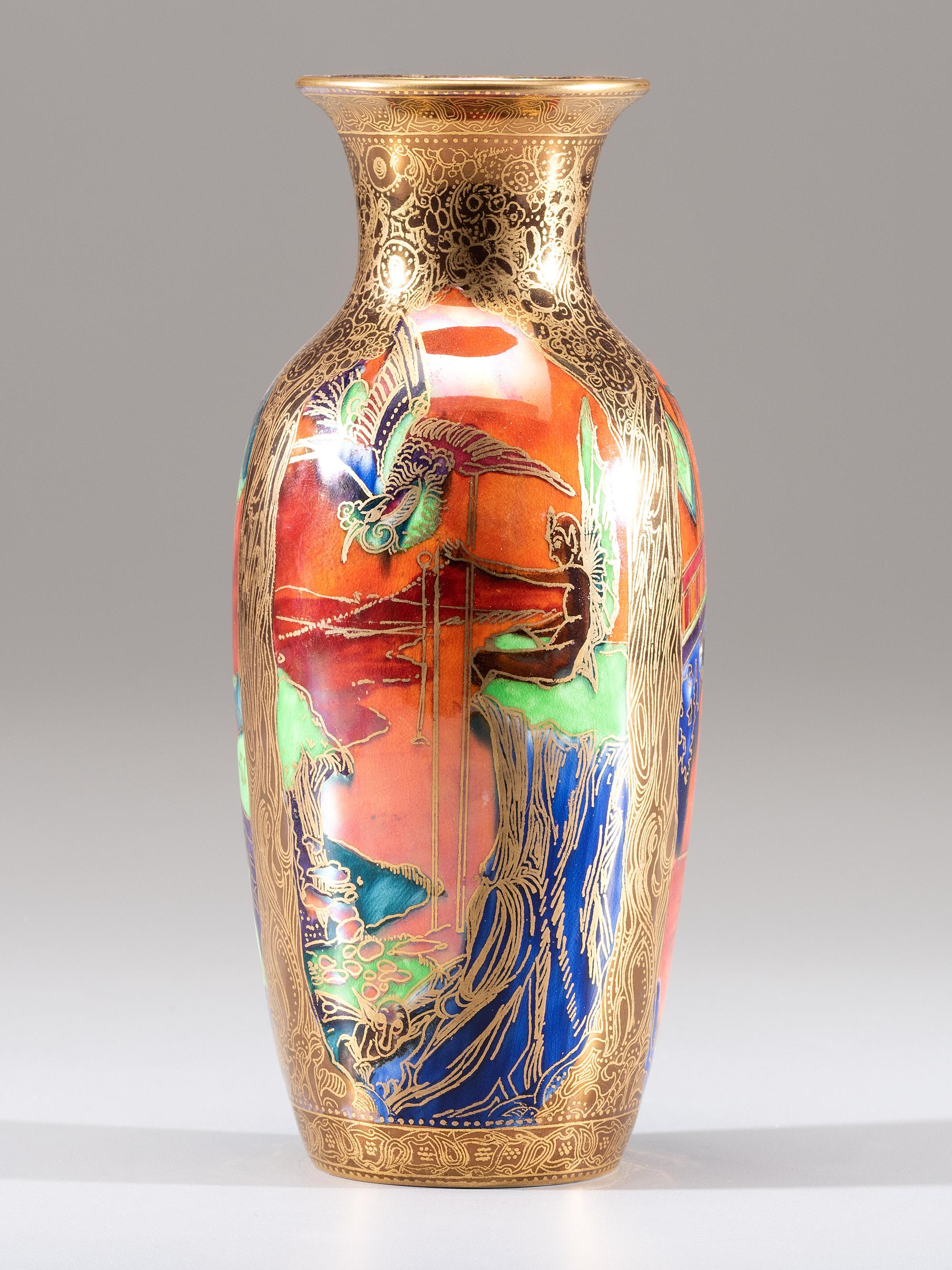 Fairyland Lustre Vase, model Z5360