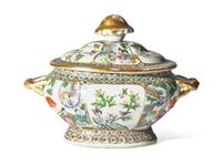 A Chinese Export Famille Verte Covered Tureen