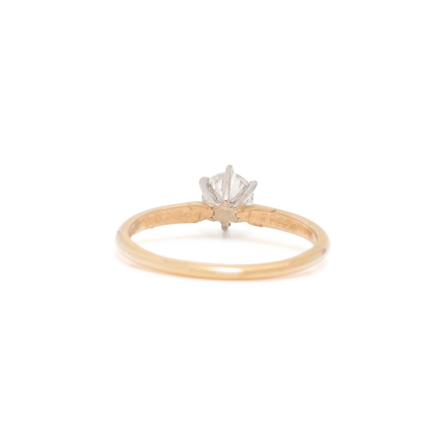 DIAMOND RING