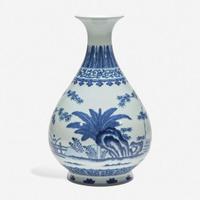 A Chinese blue and white porcelain vase, Yuhuchunping 青花玉壶春瓶