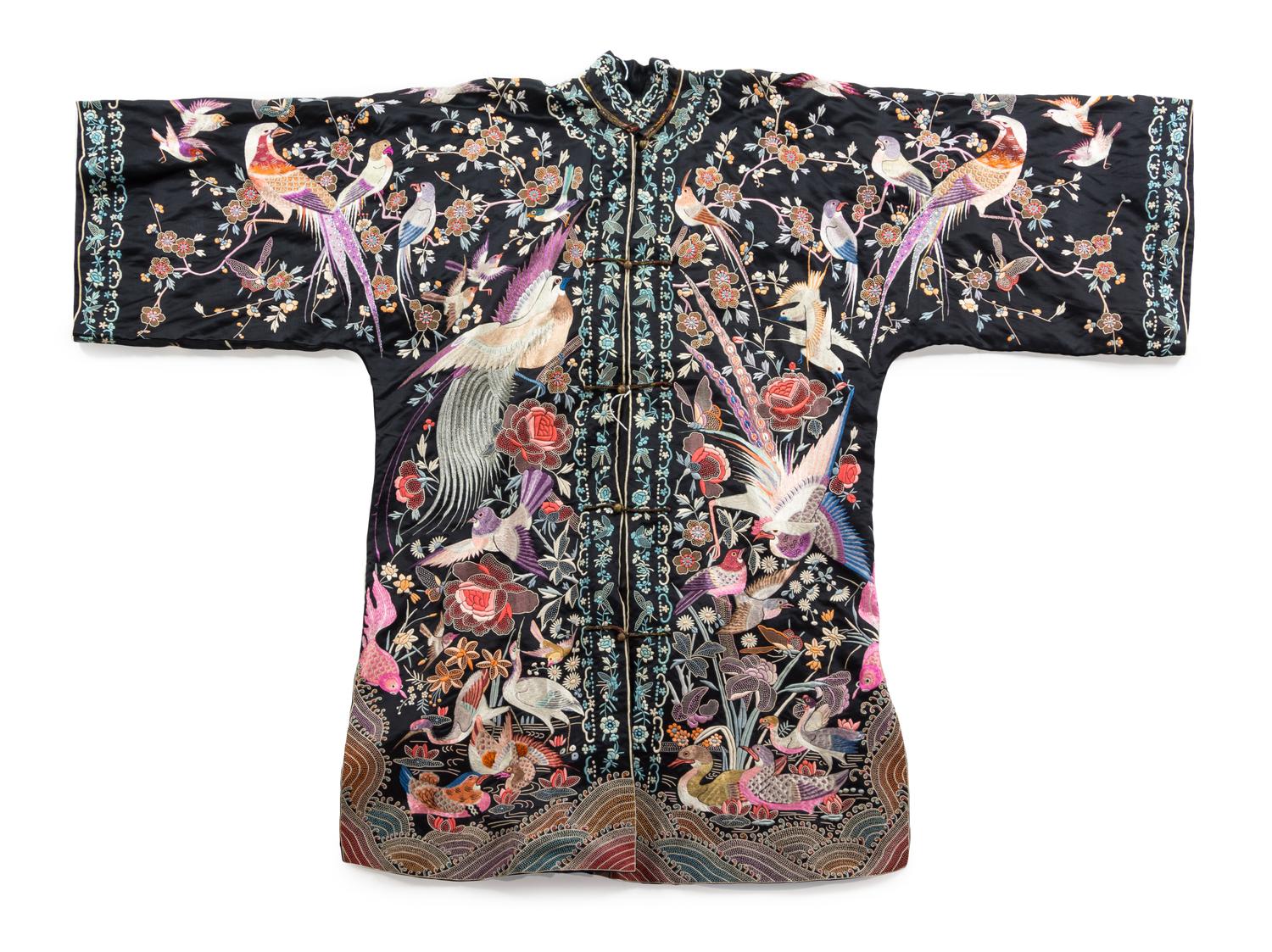 A Chinese Black Silk Robe LATE 19TH/EARLY 20TH CENTURY Length 42 inches. — LATE 19TH/EARLY 20TH CENTURY