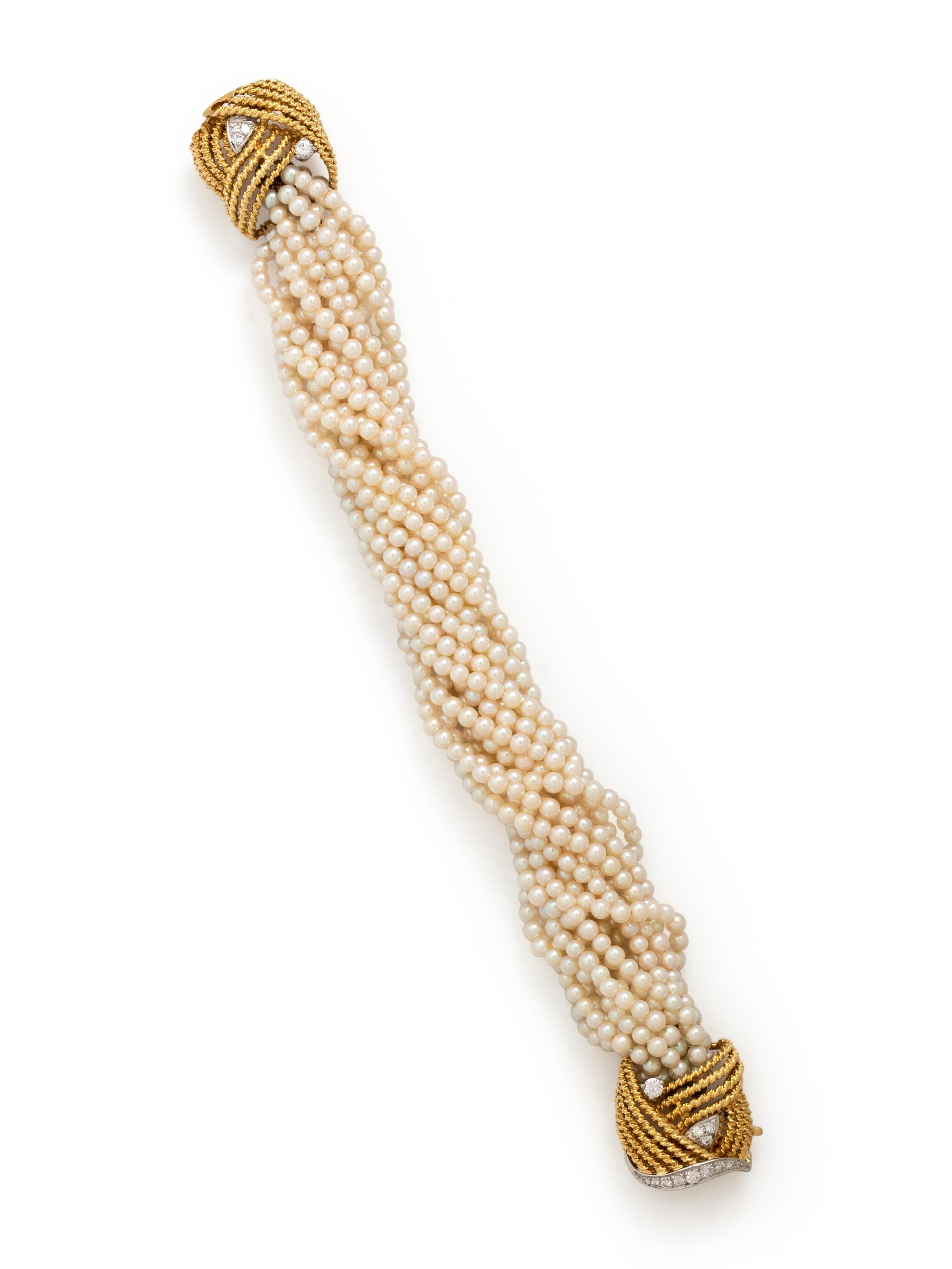 YELLOW GOLD, CULTURED PEARL AND DIAMOND BRACELET