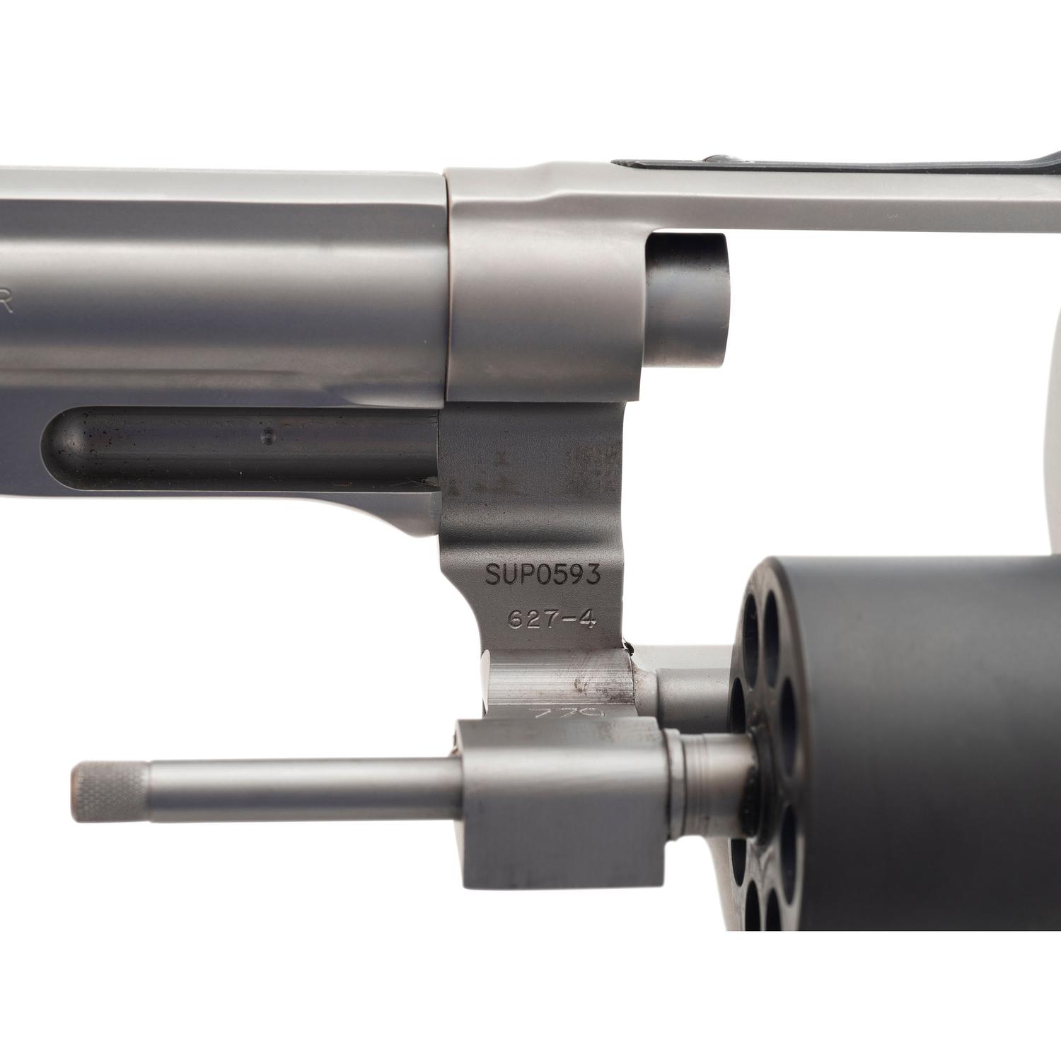 *Smith & Wesson Performance Center Model 627-4