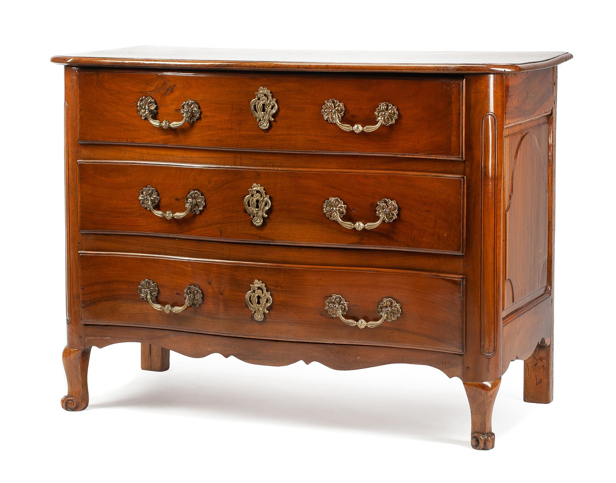 A French Provincial Walnut Commode Height 37 1/2 x width 50 1/2 x depth 23 1/4 inches. — 18TH CENTURY