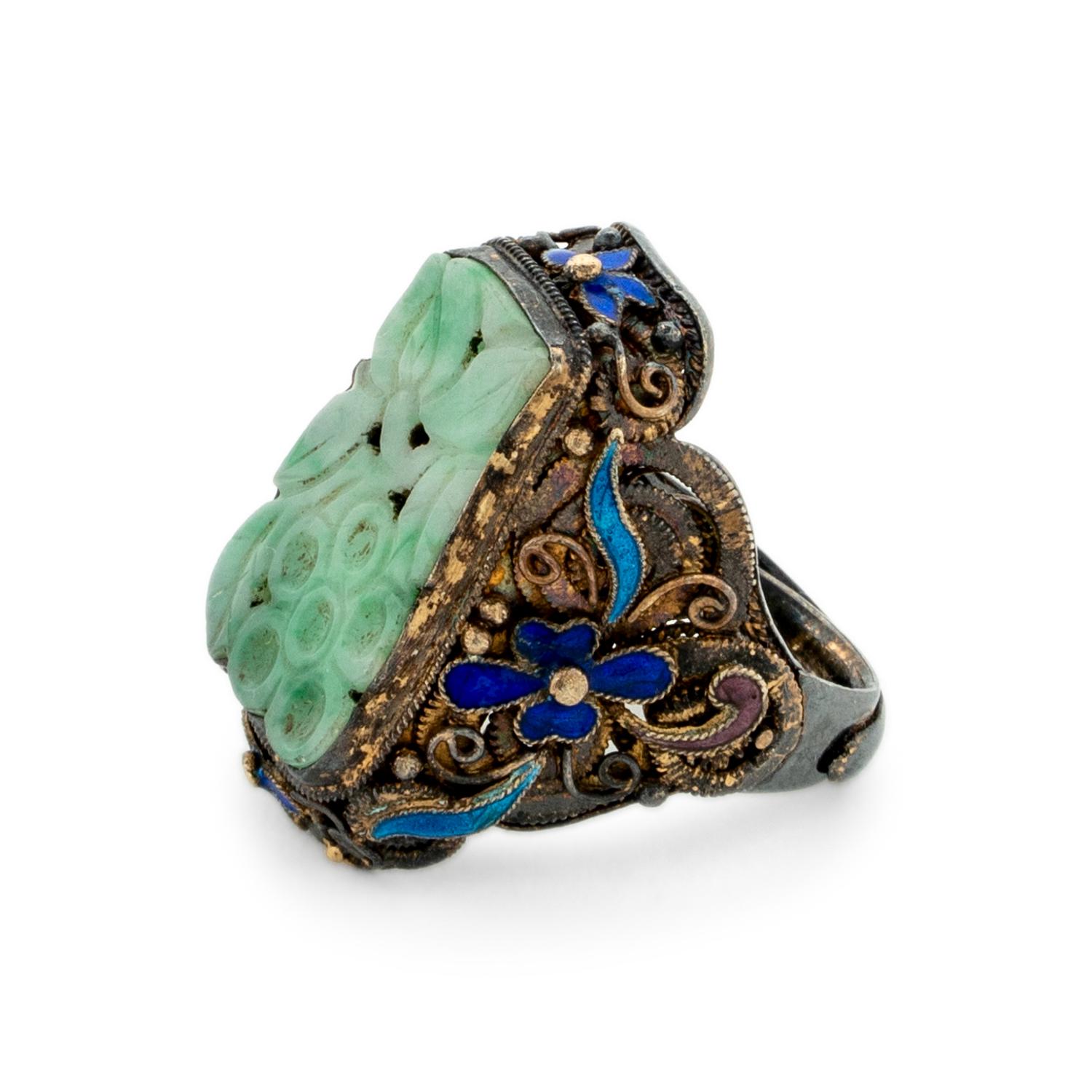 A Chinese Jadeite Inset Enamel on Silver Ring