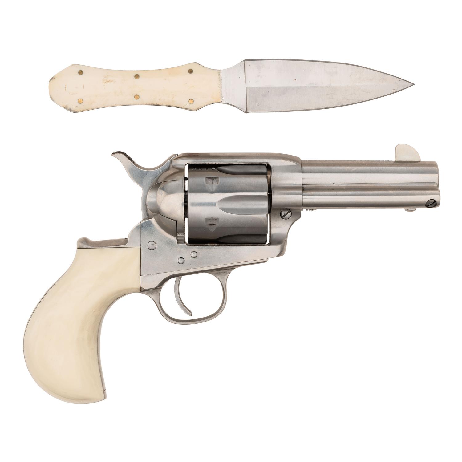 *Cimarron Thunderer Single Action Doc Holiday Revolver with Shoulder Holster and Knife