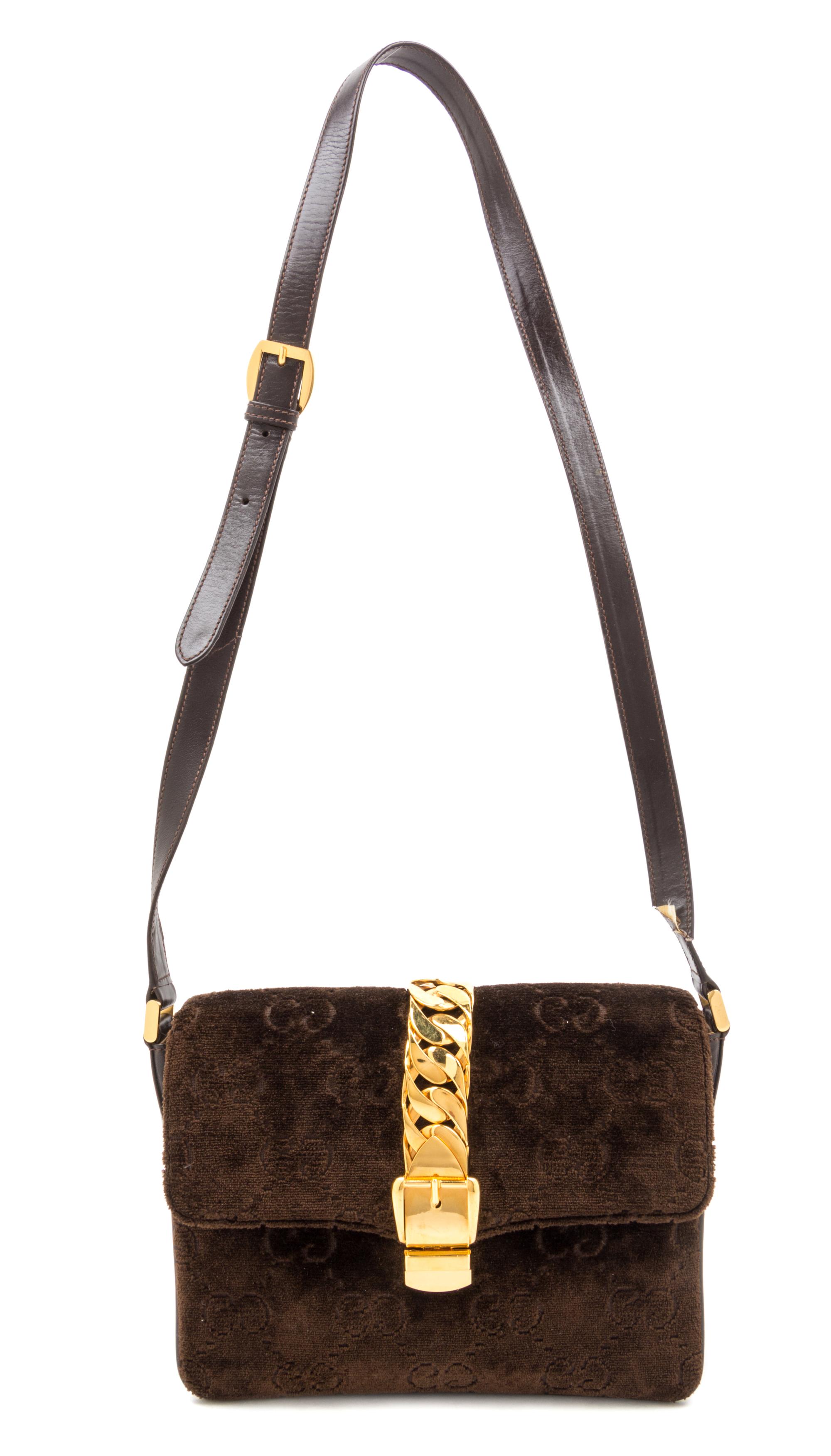A Gucci Brown Chenille Handbag, 8.5" x 6.5" x 2.5".