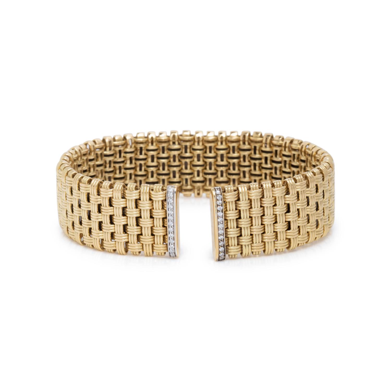 ROBERTO COIN, YELLOW GOLD AND DIAMOND 'APPASSIONATA' CUFF BRACELET