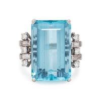 AQUAMARINE AND DIAMOND RING