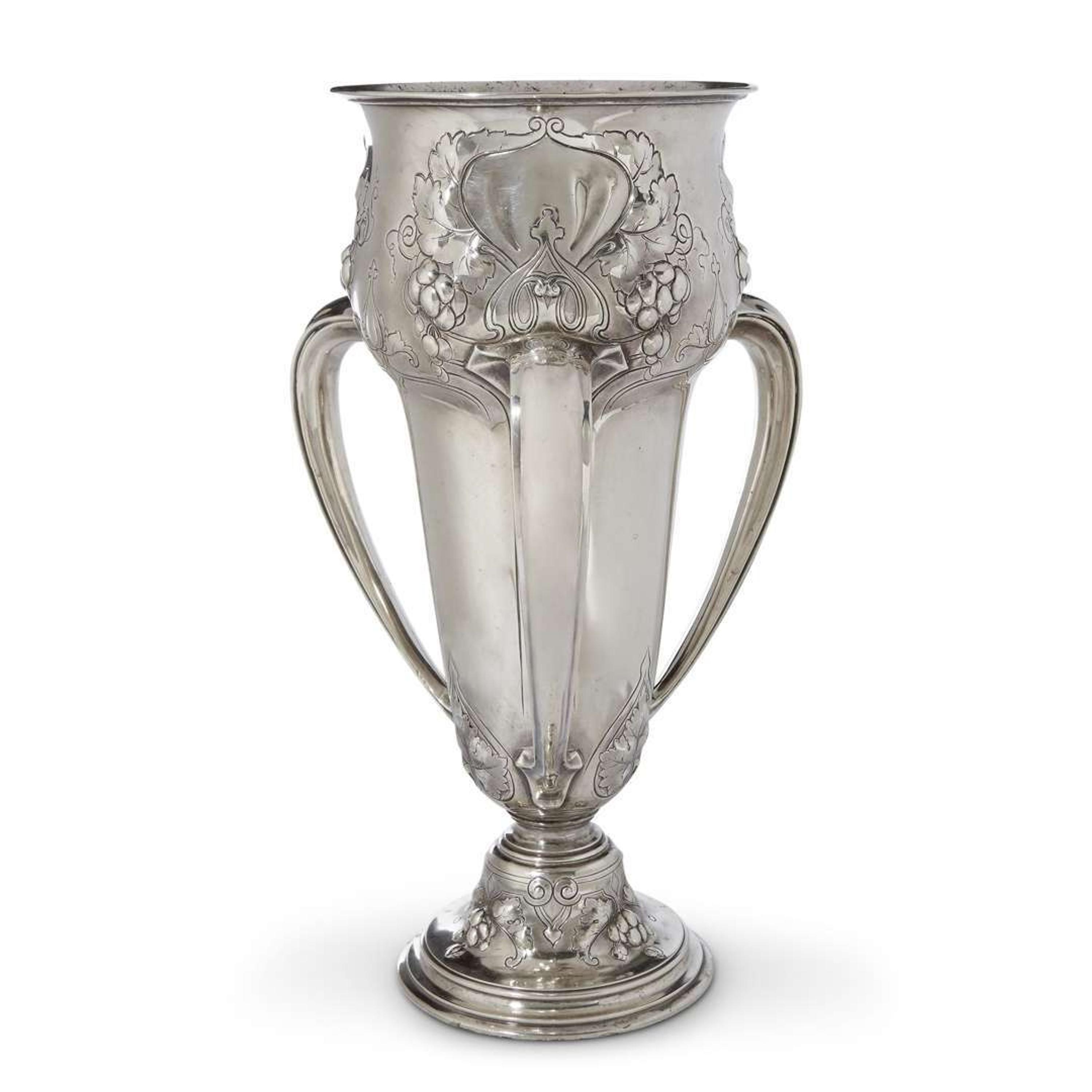 An American sterling silver Art Nouveau three-handled presentation cup reed & barton, taunton, massachusetts, circa 1900