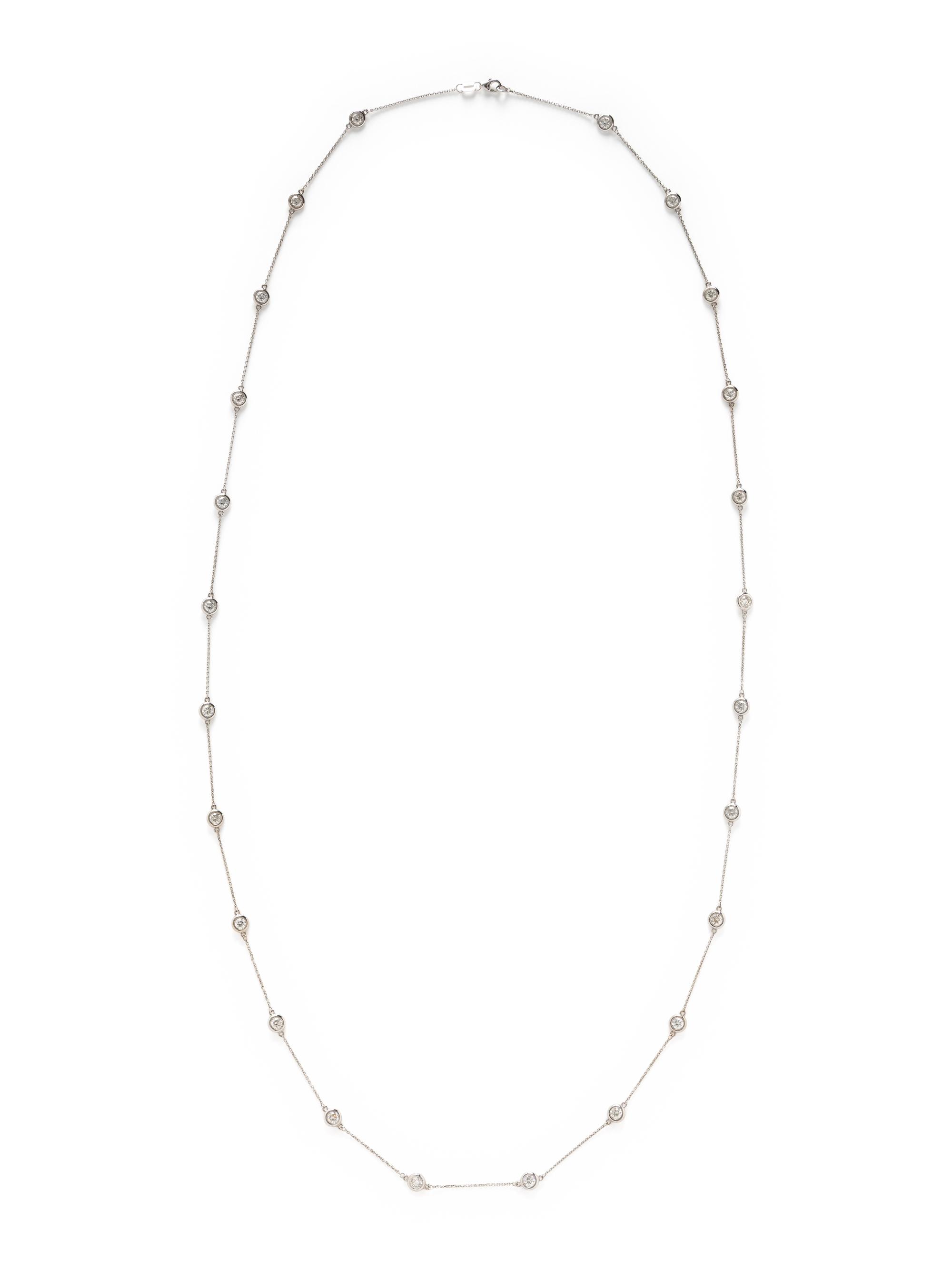 GOLD AND DIAMOND STATION NECKLACE