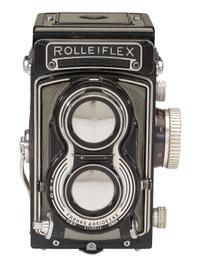 [EARLY PHOTOGRAPHY]. Rolleiflex T Model Type 1 camera.