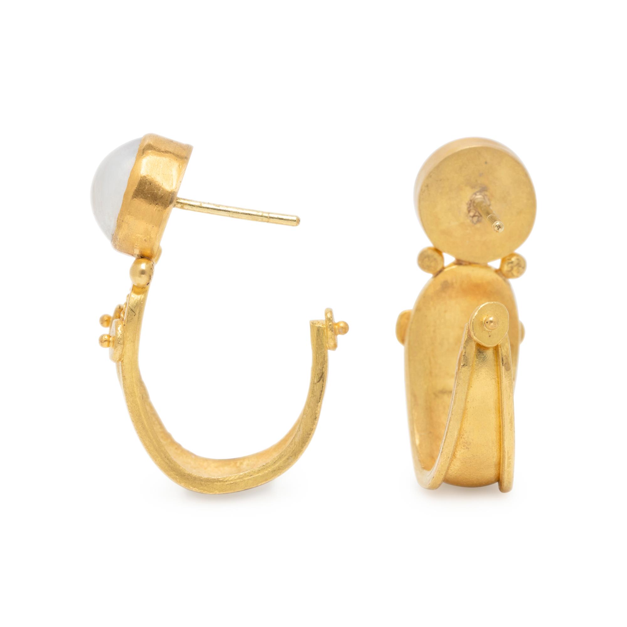 MABÉ PEARL AND HIGH KARAT GOLD EARRINGS